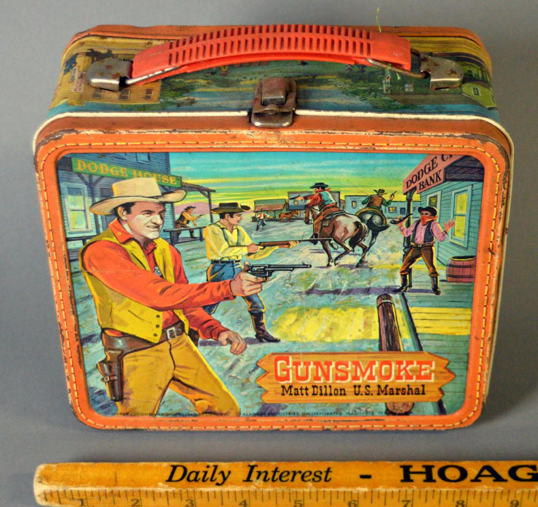 Gunsmoke lunchbox with thermos (1 of 5)