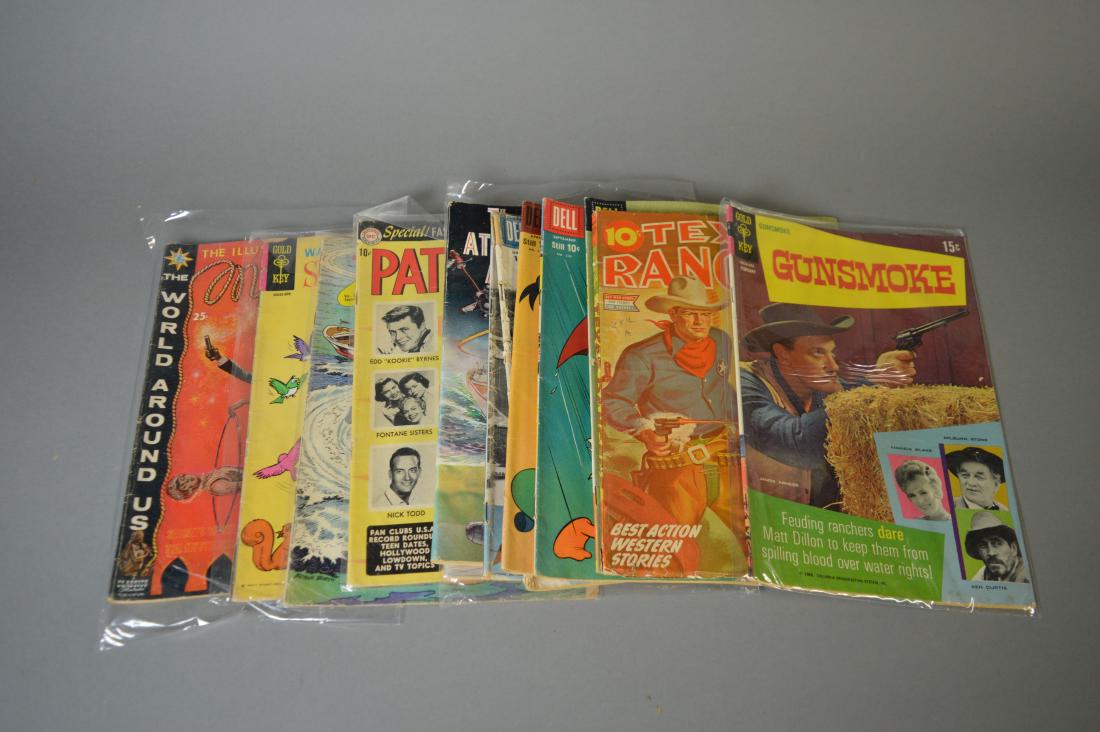 13 vintage comic books (1 of 4)