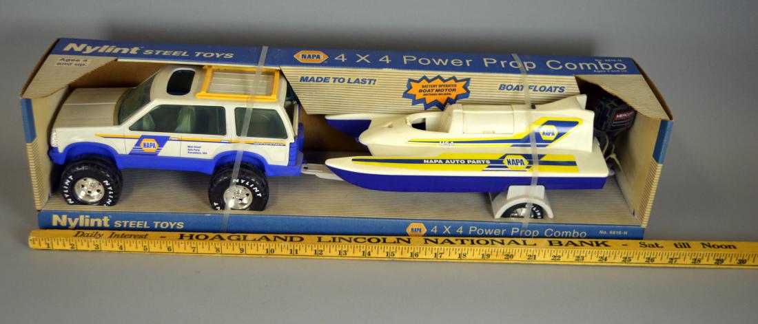 1994 Nylint 4x4 Power Prop Combo: Battery operated. Unused in box