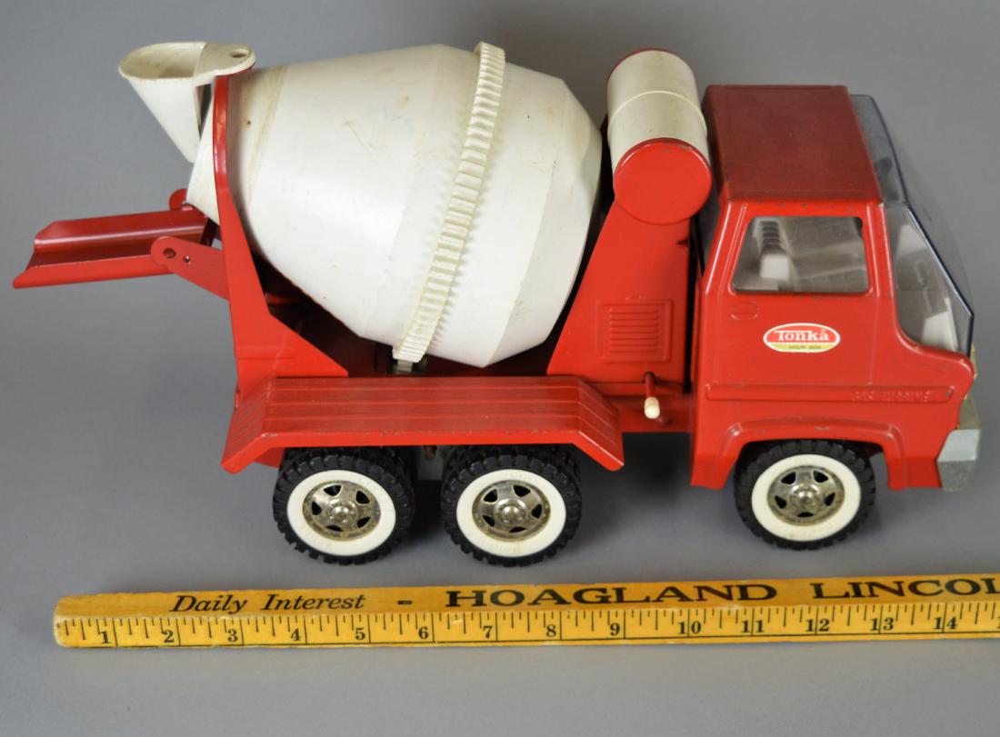 Tonka Gas Turbine cement mixer: Surface wear
