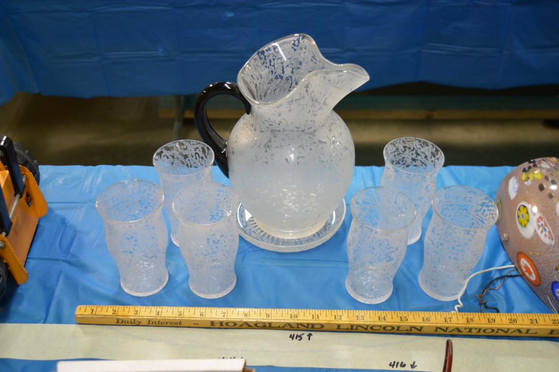 Fenton Ming pattern beverage set: With an underplate.