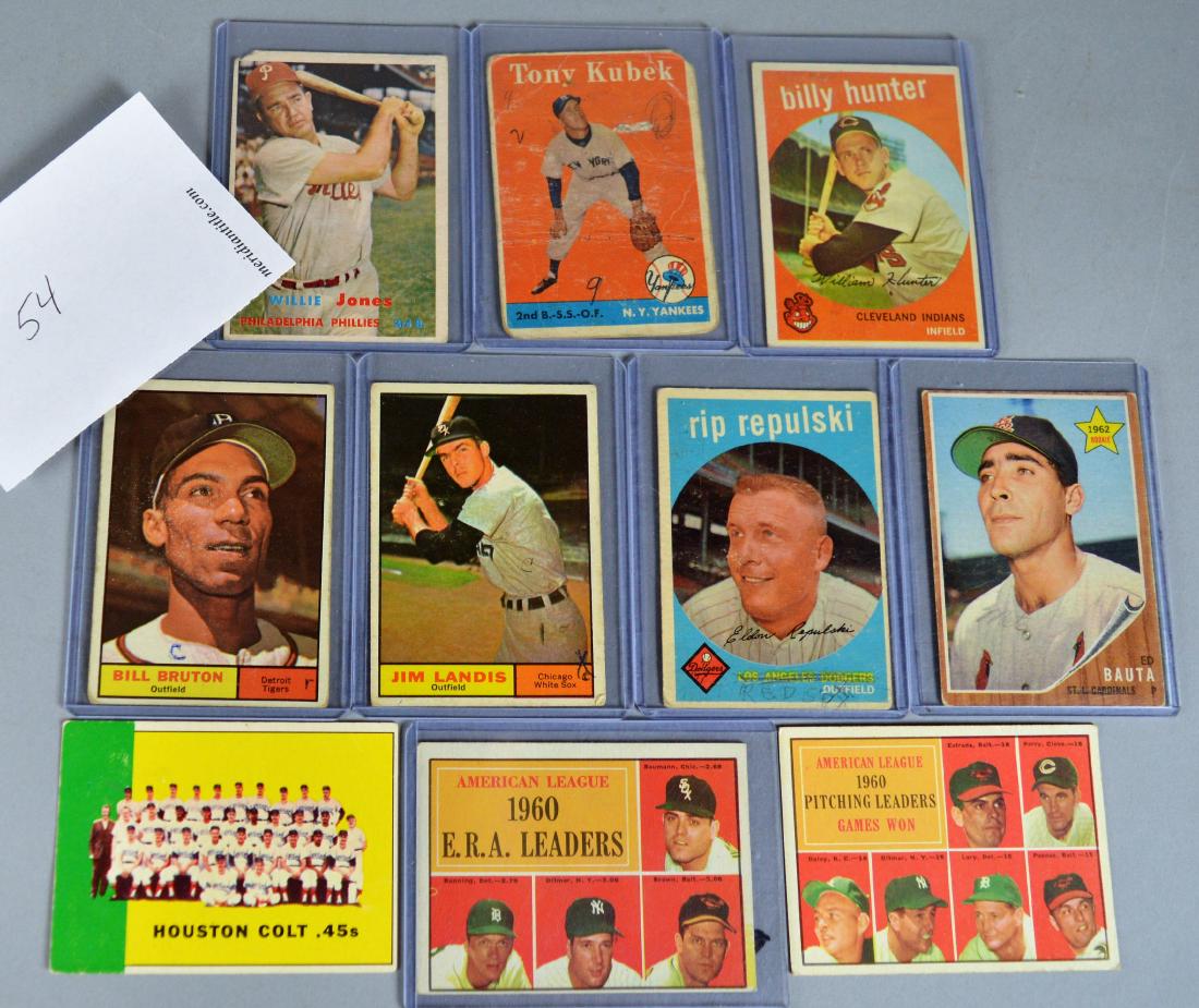Ten Vintage Topps Baseball Cards: Ten Vintage Topps Baseball Cards