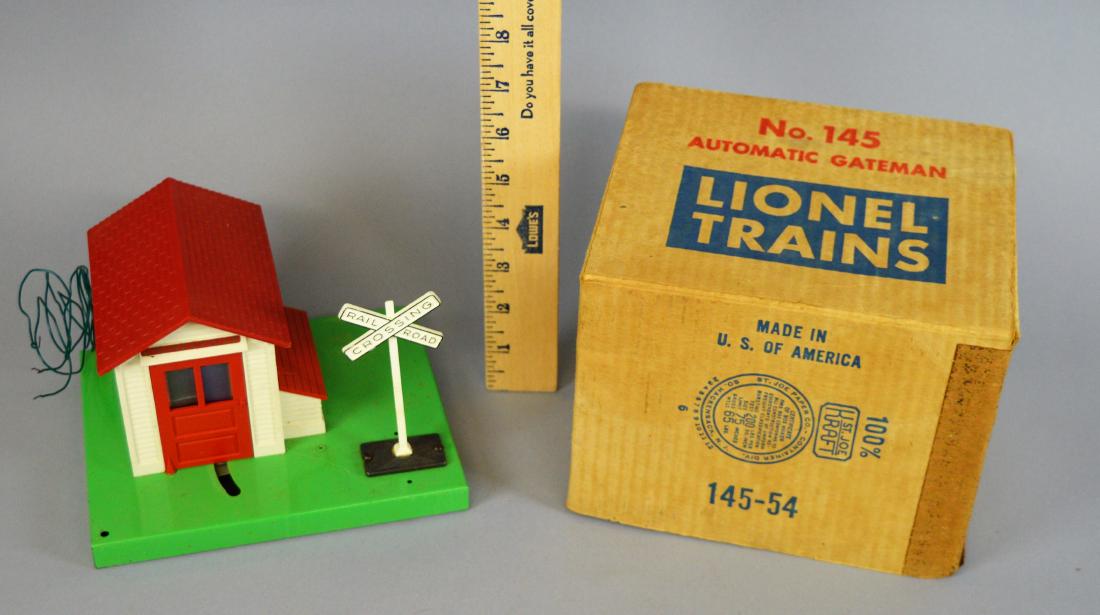 Lionel Gate Man No. 145: Lionel Gate Man No. 145