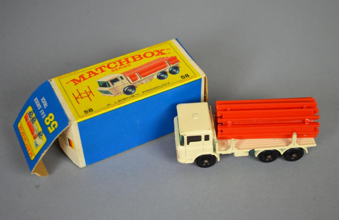 Lesney Matchbox #58 Girder Truck w/ Box: Lesney Matchbox #58 Girder Truck w/ Box