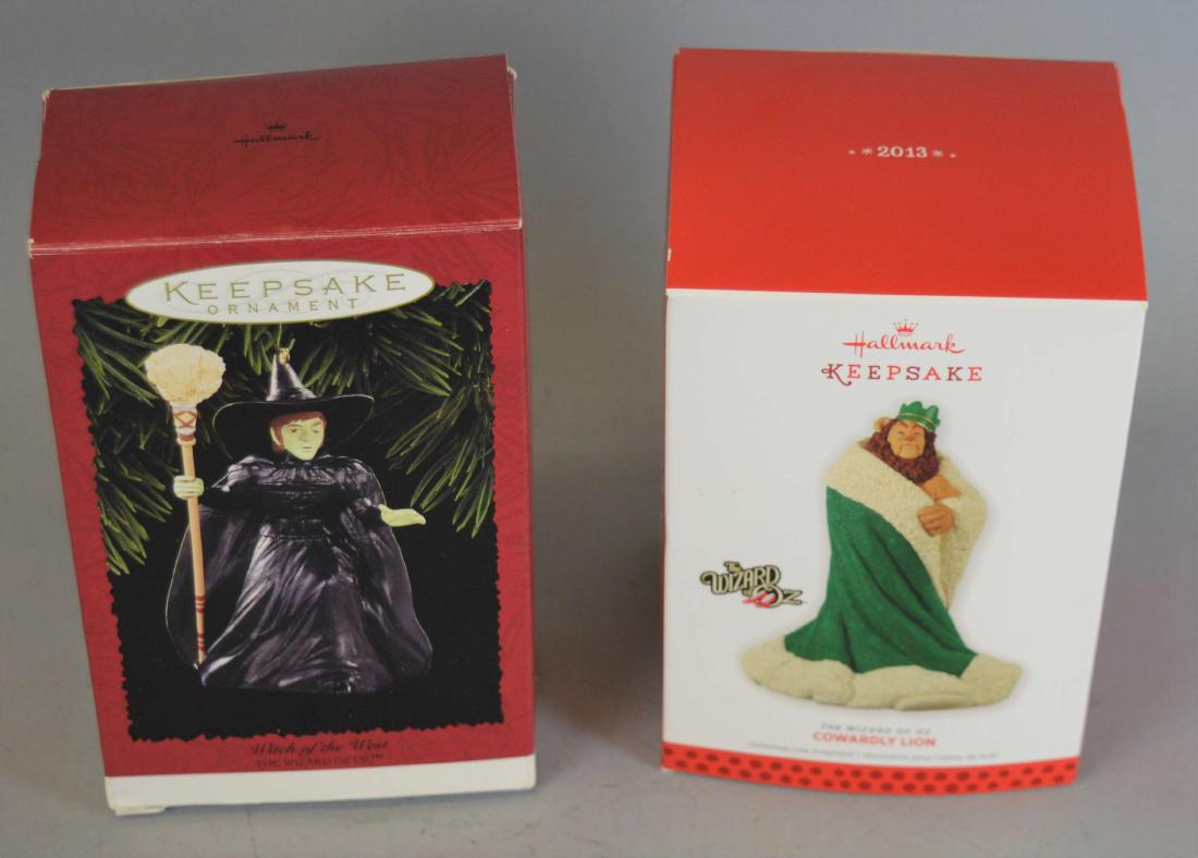 2 Hallmark Keepsake Wizard of Oz Ornaments: 2 Hallmark Keepsake Wizard of Oz Ornaments