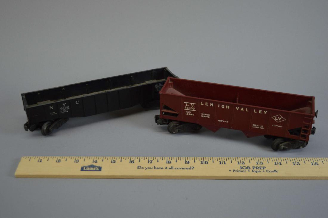 Lionel Hopper & Gondola New York Central: Lionel Hopper & Gondola New York Central