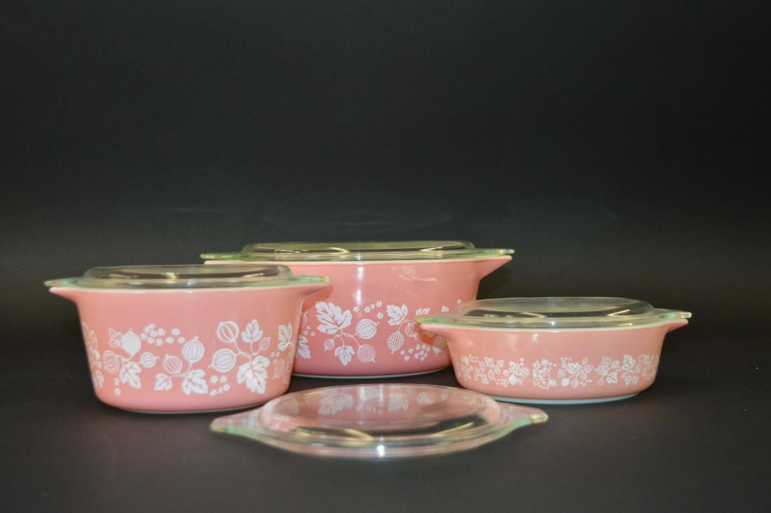 3 Pyrex Gooseberry Covered Refrigerator Dishes (1 of 5)