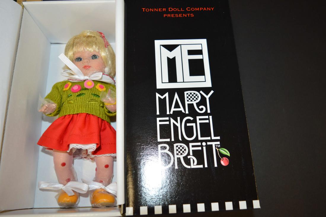 Tonner Doll Co. Mary Engelbreit "Fall Flowers Lilah" (1 of 3)