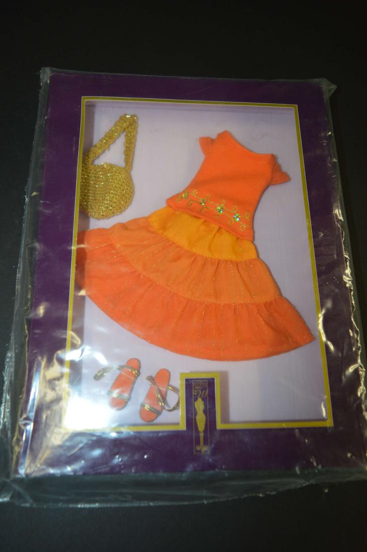 Tonner Doll Co. Tyler Wentworth Doll Outfit: Mint in original box.