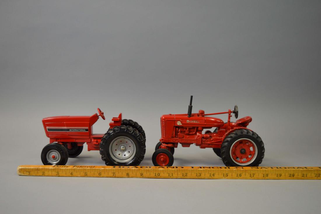 2 Ertl Diecast IH Toy Tractors (1 of 12)