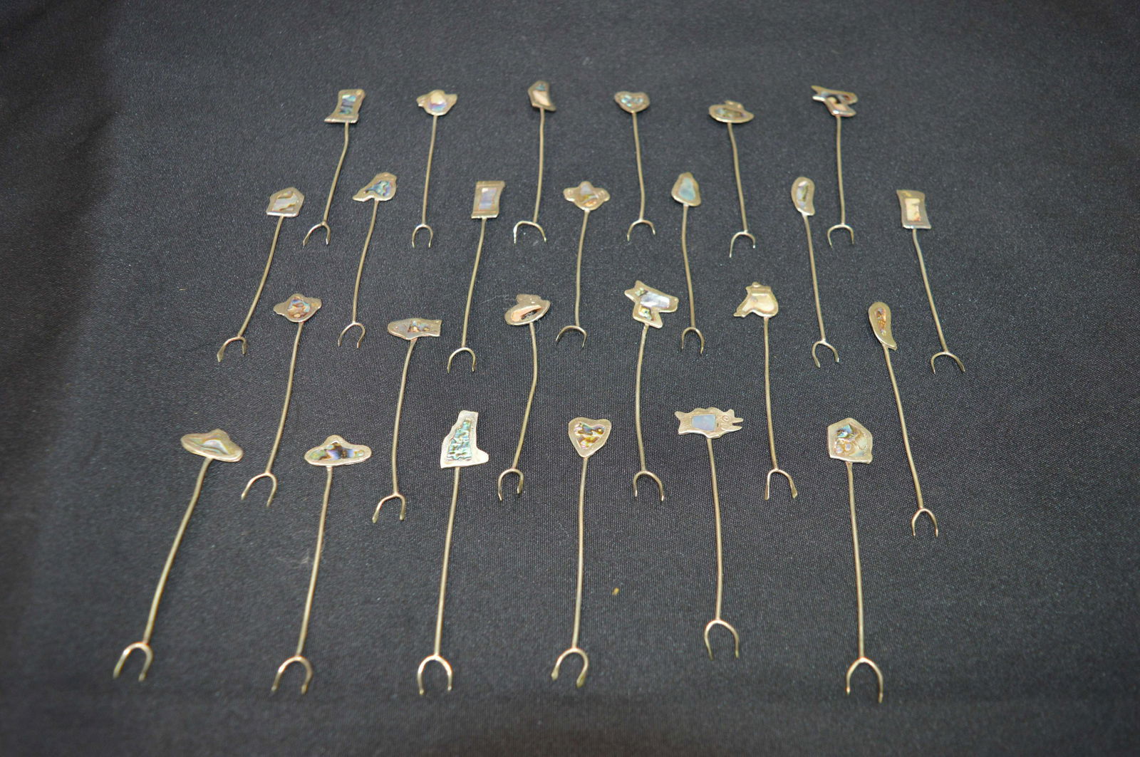 25 Alpaca Silver & Abalone Hors D'Oeuvres Picks: 25 Alpaca Silver & Abalone Hors D'Oeuvres Picks