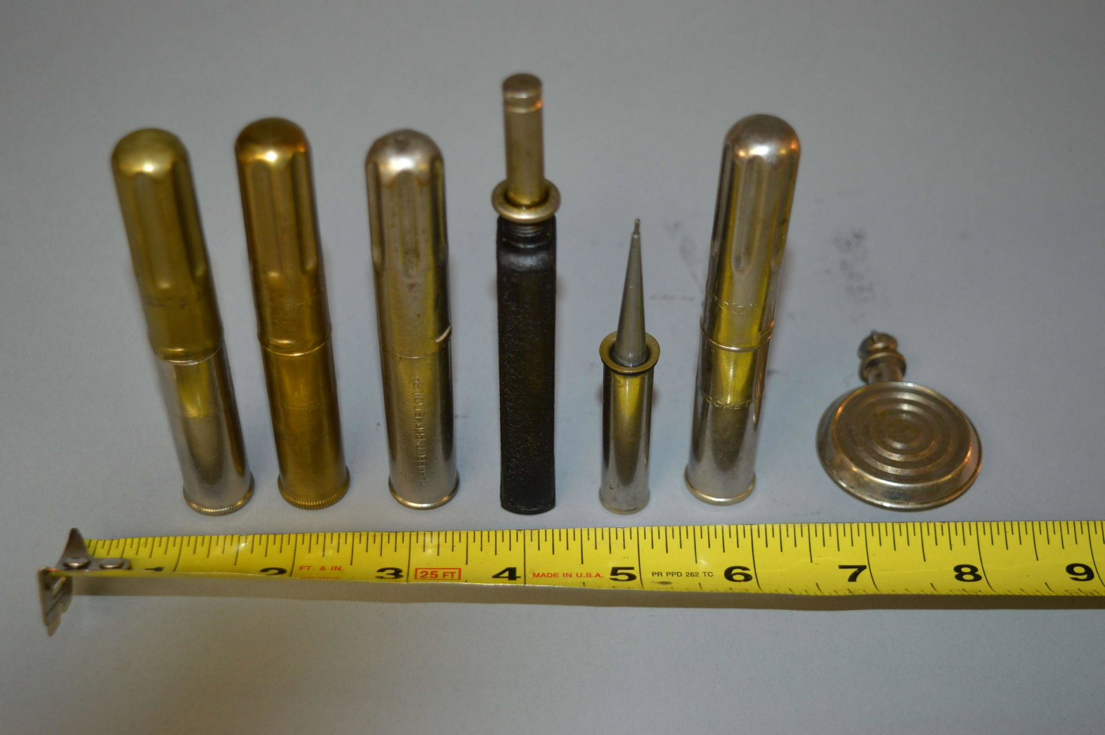 7 Oilers Oil Cans Includuing Typewriter Oilers: 7 Oilers Oil Cans Includuing Typewriter Oilers