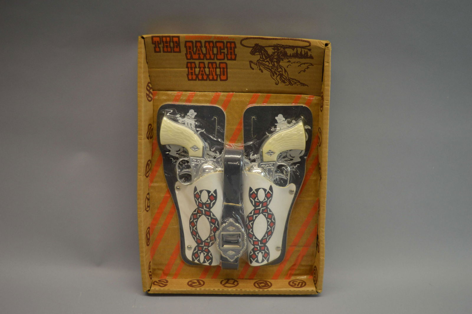 Roth Western Man The Ranch Hand Cap Gun Set: Roth Western Man The Ranch Hand Cap Gun Set