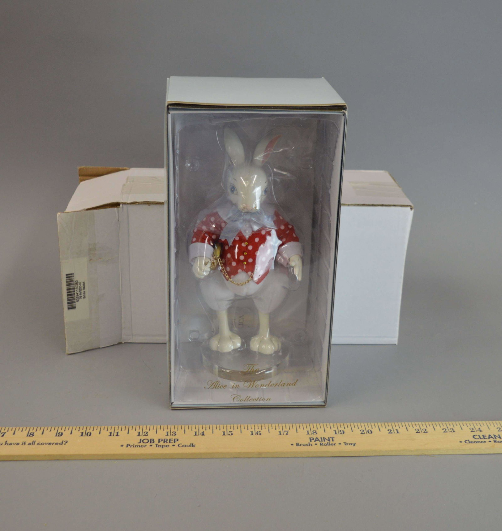 Tonner Alice In Wonderland White Rabbit Doll: Tonner Alice In Wonderland White Rabbit Doll