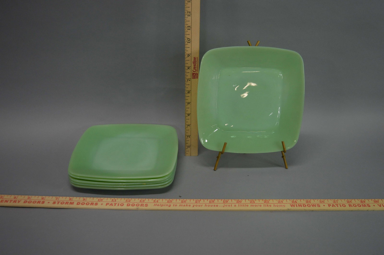 6 Jadeite Glass Square Plates: 6 Jadeite Glass Square Plates