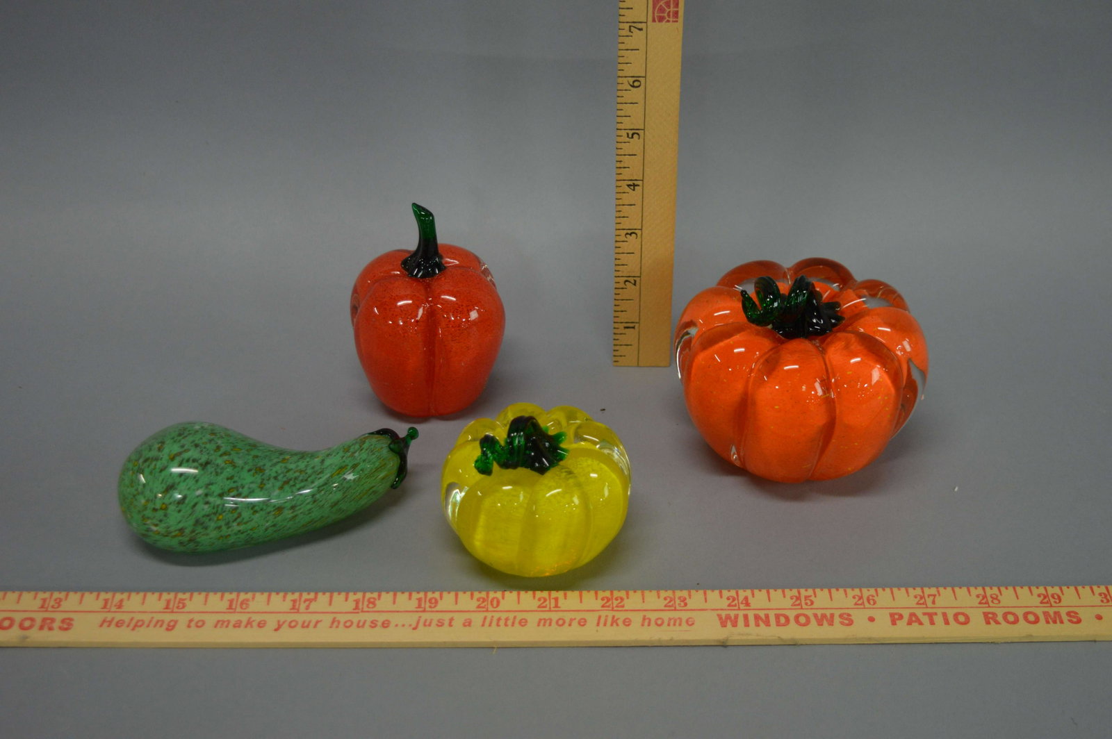 2 Lenox Art Glass Pumkins & Pepper: 2 Lenox Art Glass Pumkins & Pepper