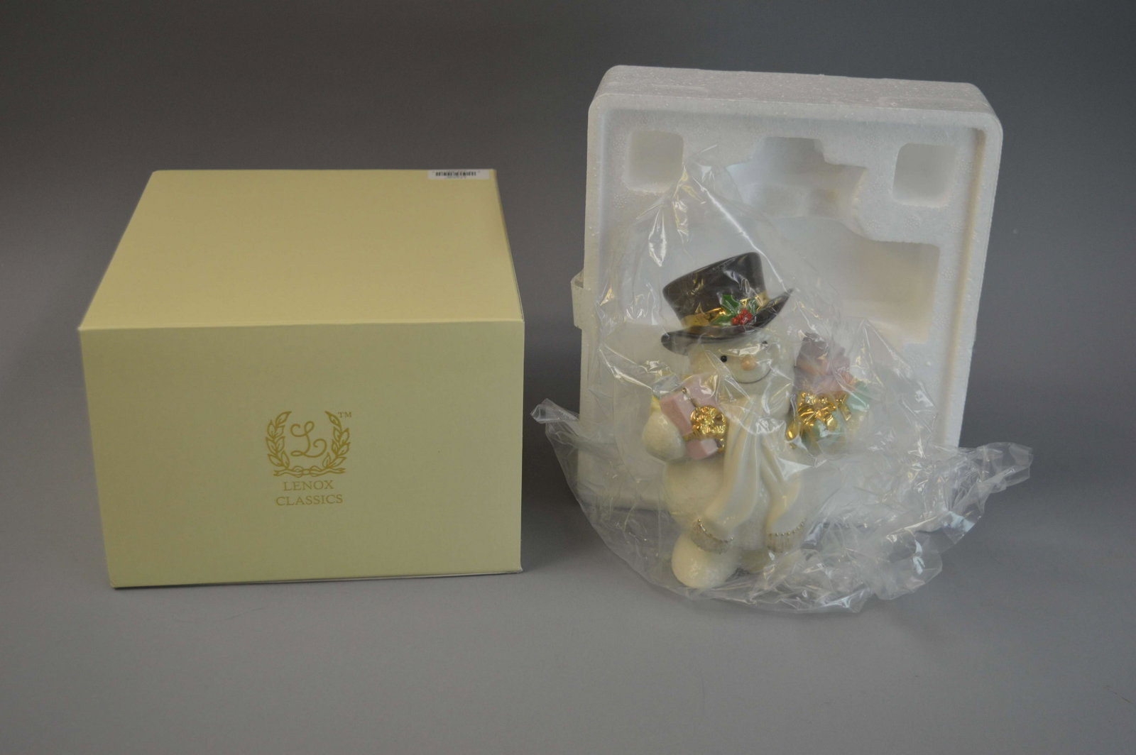 Lenox Classics Special Delivery Snowman Figurine: Lenox Classics Special Delivery Snowman Figurine