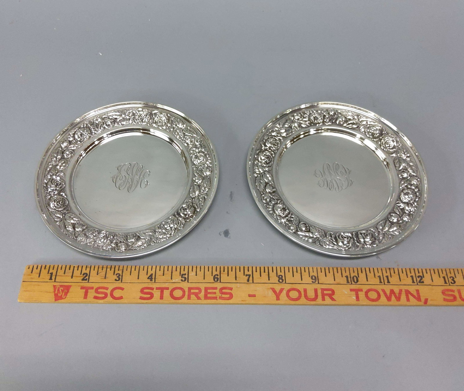 2 Stieff Sterling Silver Repousse Bread Plates: A pair of Steiff sterling silver "Repousse" bread plates, weighing 238 grams. Monogrammed. Good condition. Please review the images for condition and dimensions.