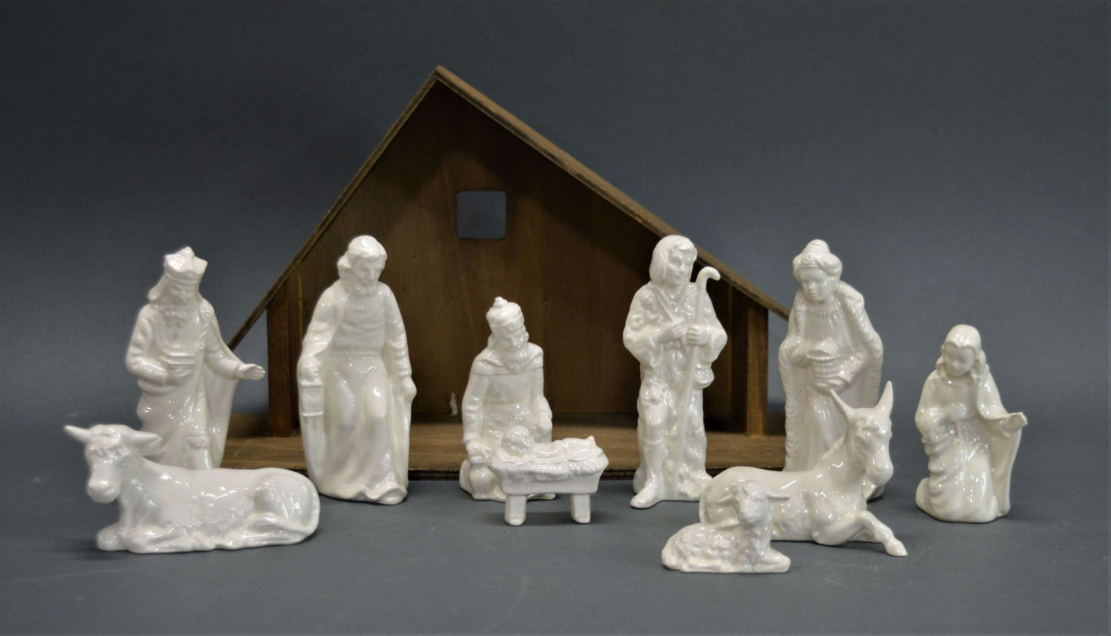 Goebel Porcelain Nativity Set (1 of 3)