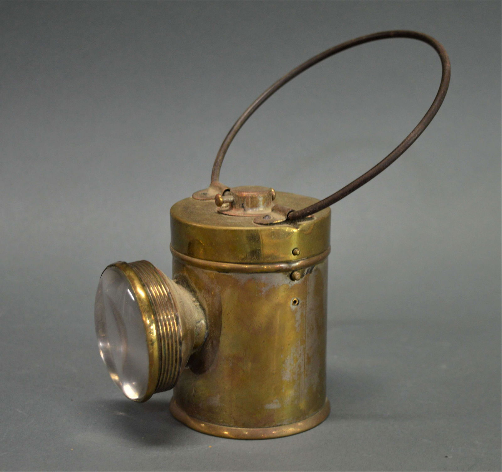 Eveready Brass Lantern (1 of 4)
