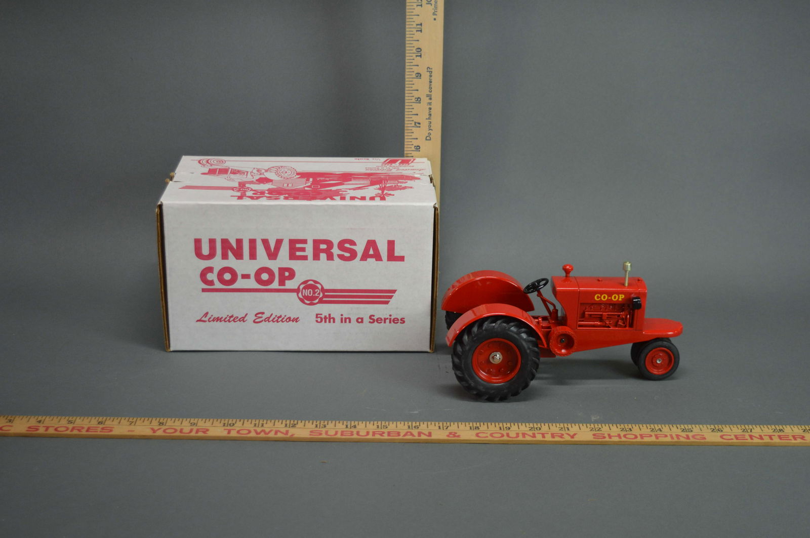 Spec Cast Universal Co-Op No. 2 Tractor (1 of 4)