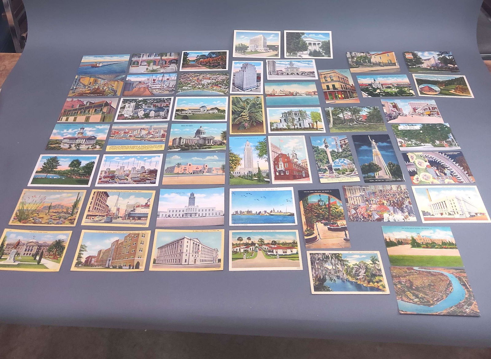 50 Vintage Linen Postcards (1 of 8)