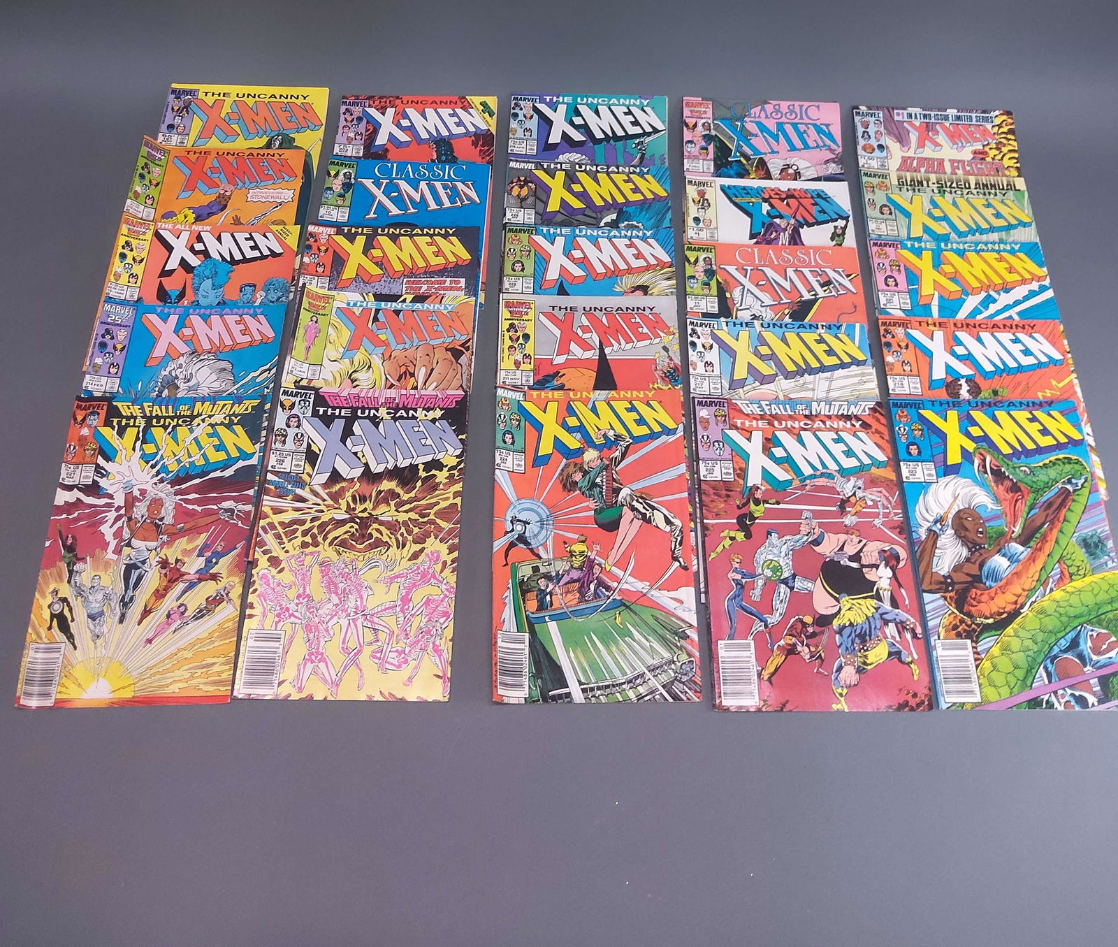 25 Marvel X-Men Comic Books (1 of 5)