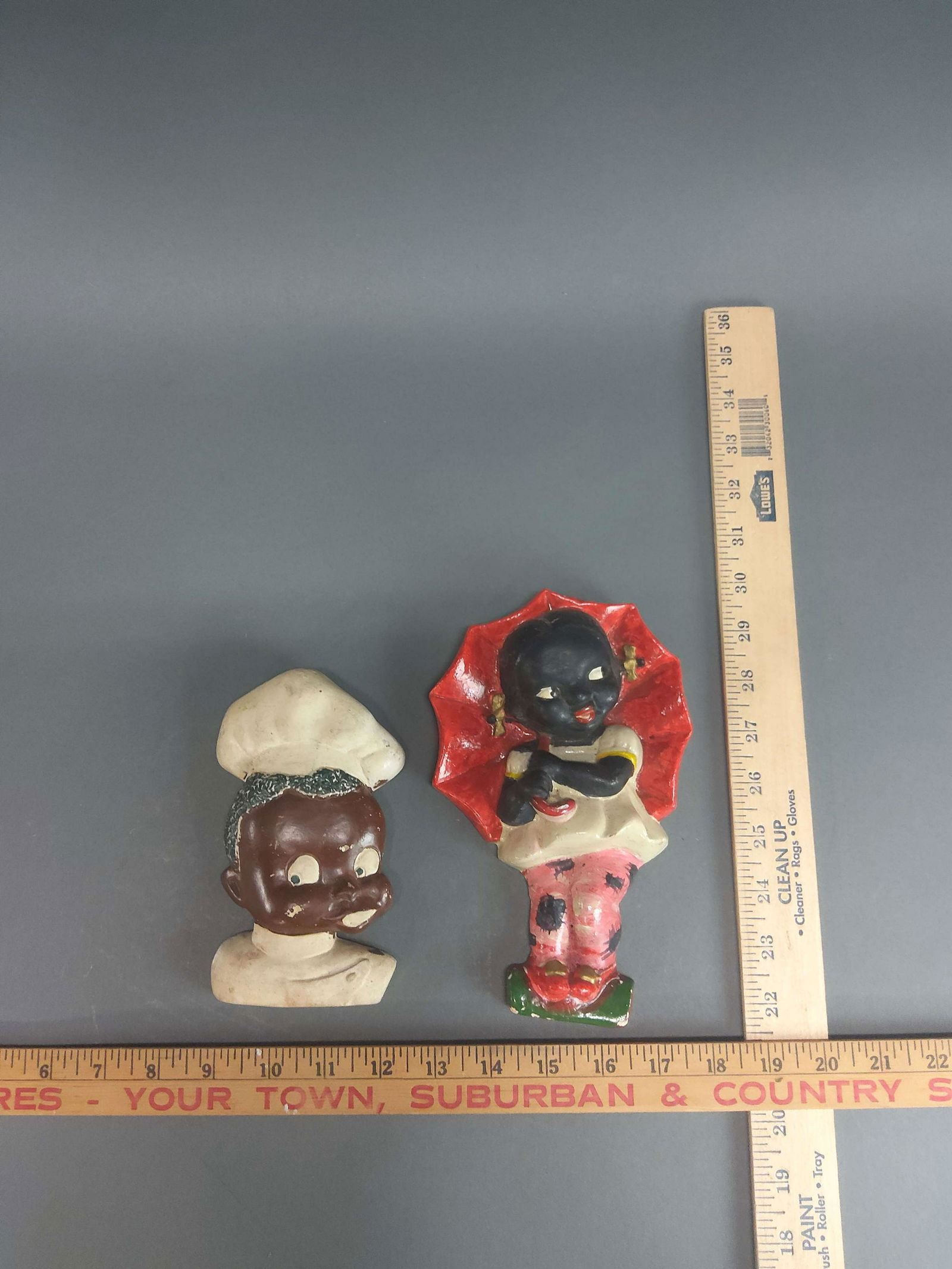 2 Black Americana Chalkware Plaques (1 of 3)