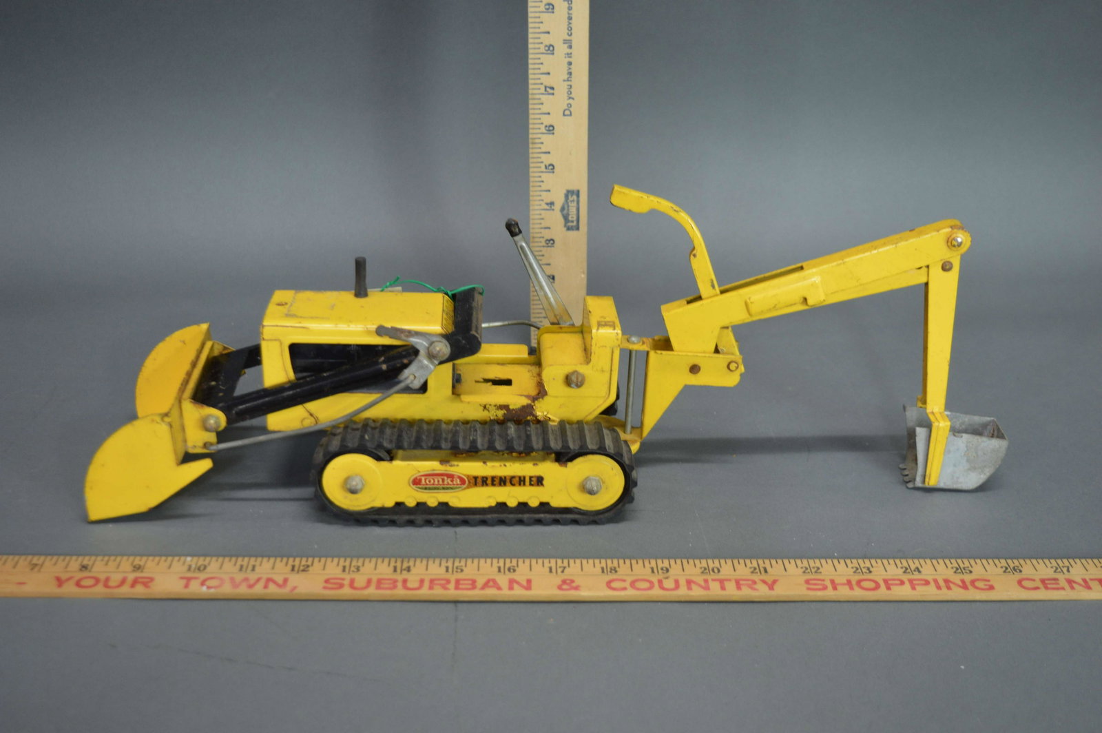 1963 Tonka Buckhoe Trencher: A 1963 Tonka Buckhoe trencher.