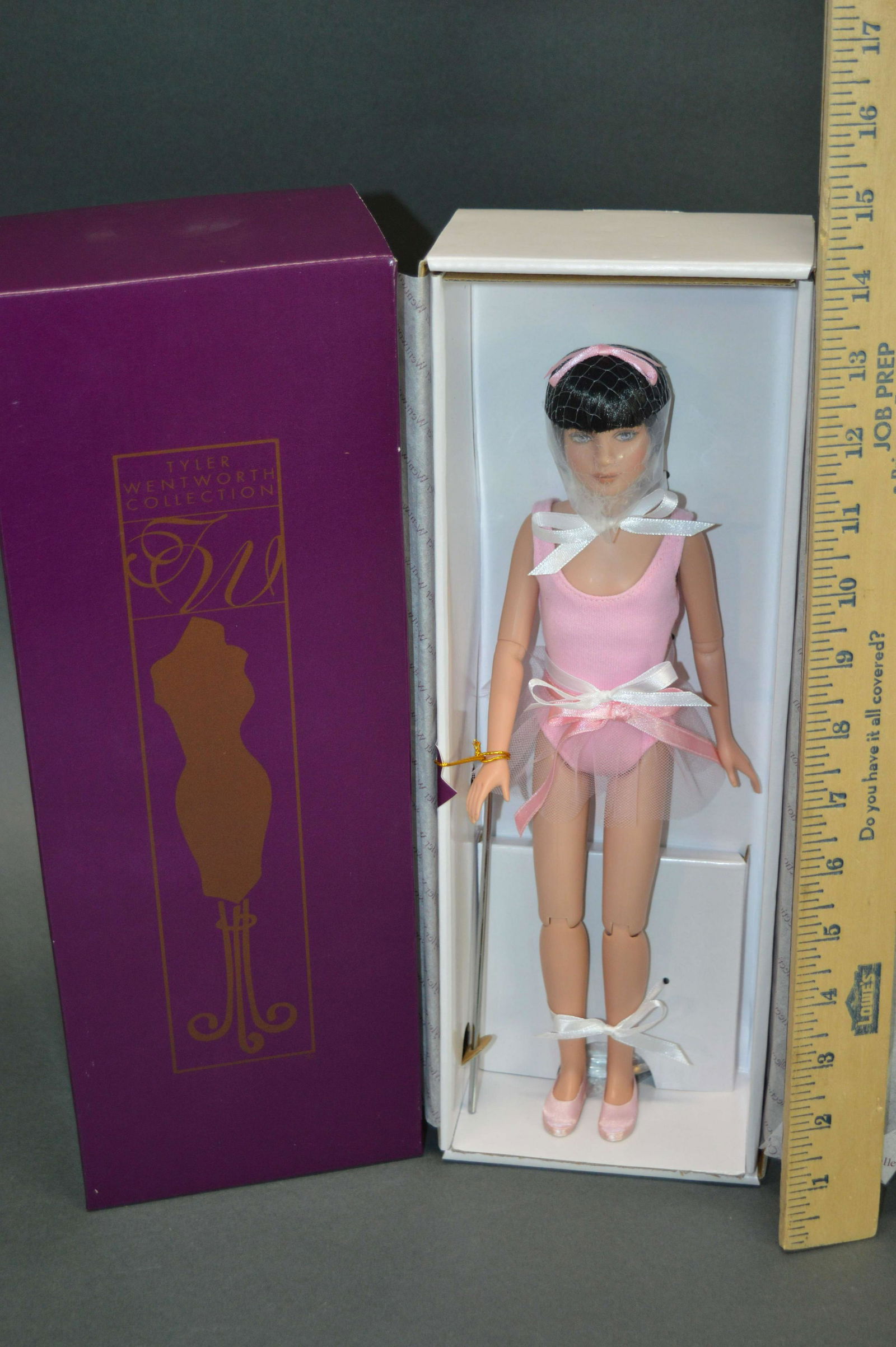 Tonner Tyler Wentworth Dance Class Raven Doll (1 of 4)