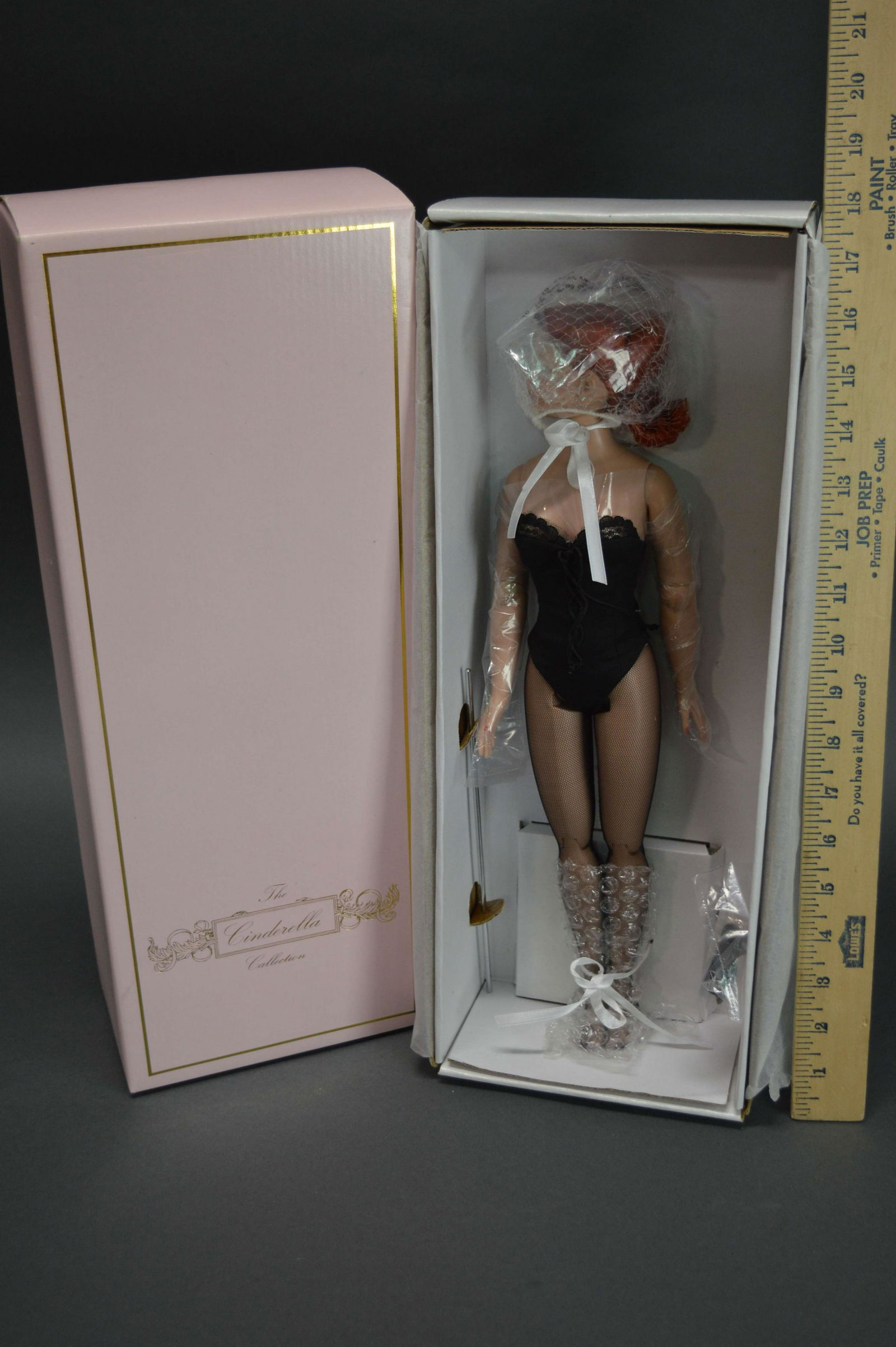 Tonner The Cinderella Collection Hortencia Doll (1 of 4)