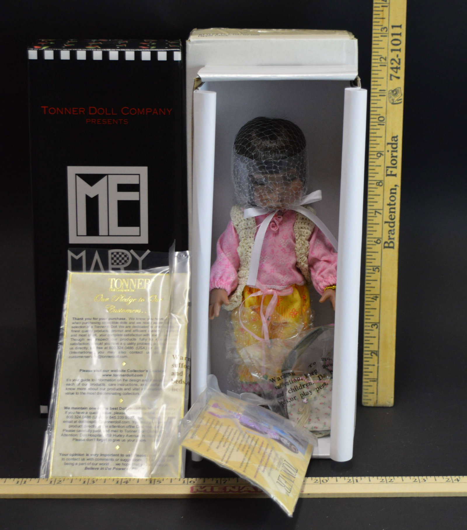 Tonner Mary Engelbreit Hippie Chick Doll: A Tonner Mary Engelbreit "Hippy Chick" doll. T5-E10D-02-005