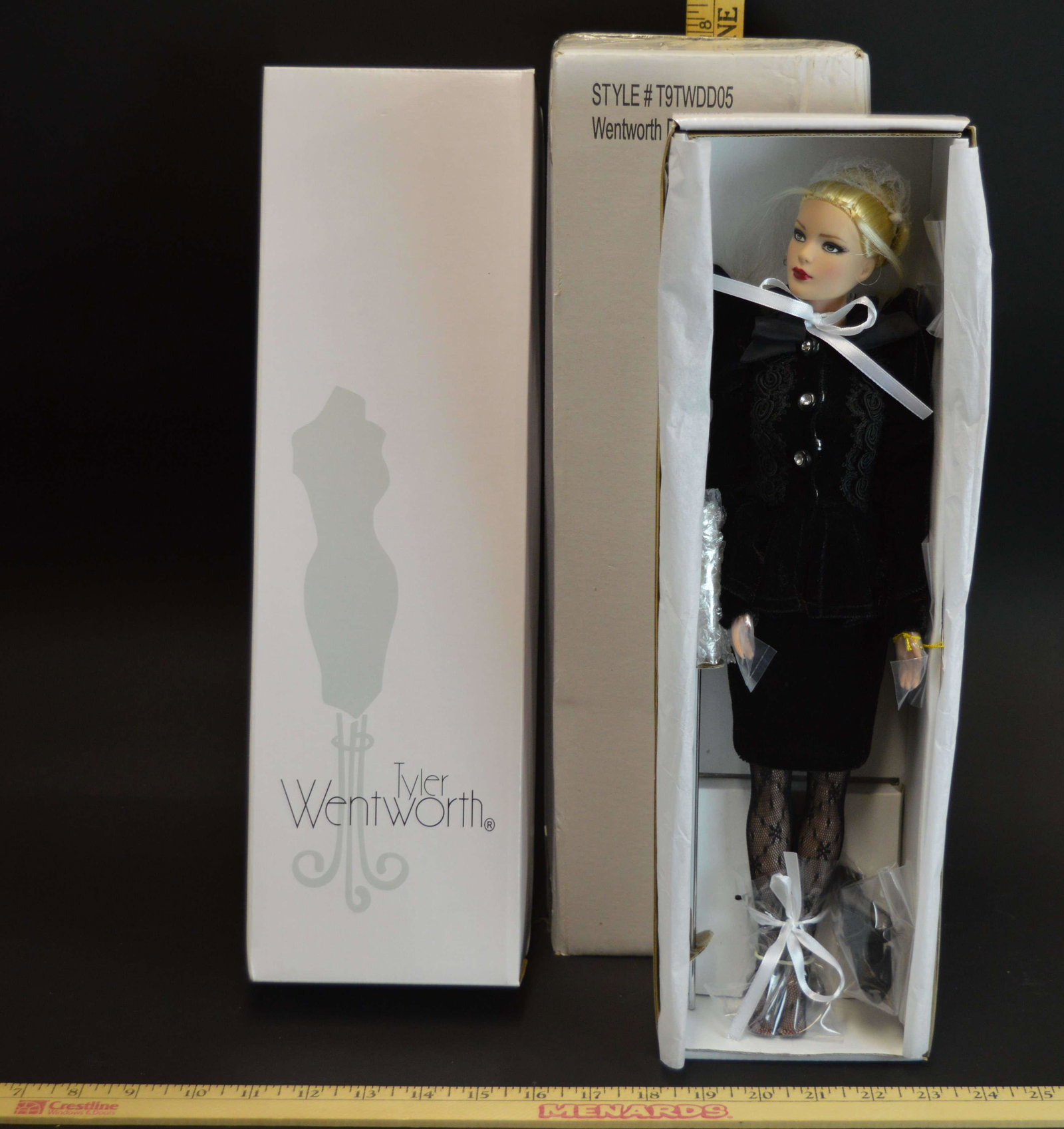 Tonner Tyler Wentworth Dynasty Doll: A Tonner Tyler Wentworth "Tyler Dynasty" doll. T9TWDD05