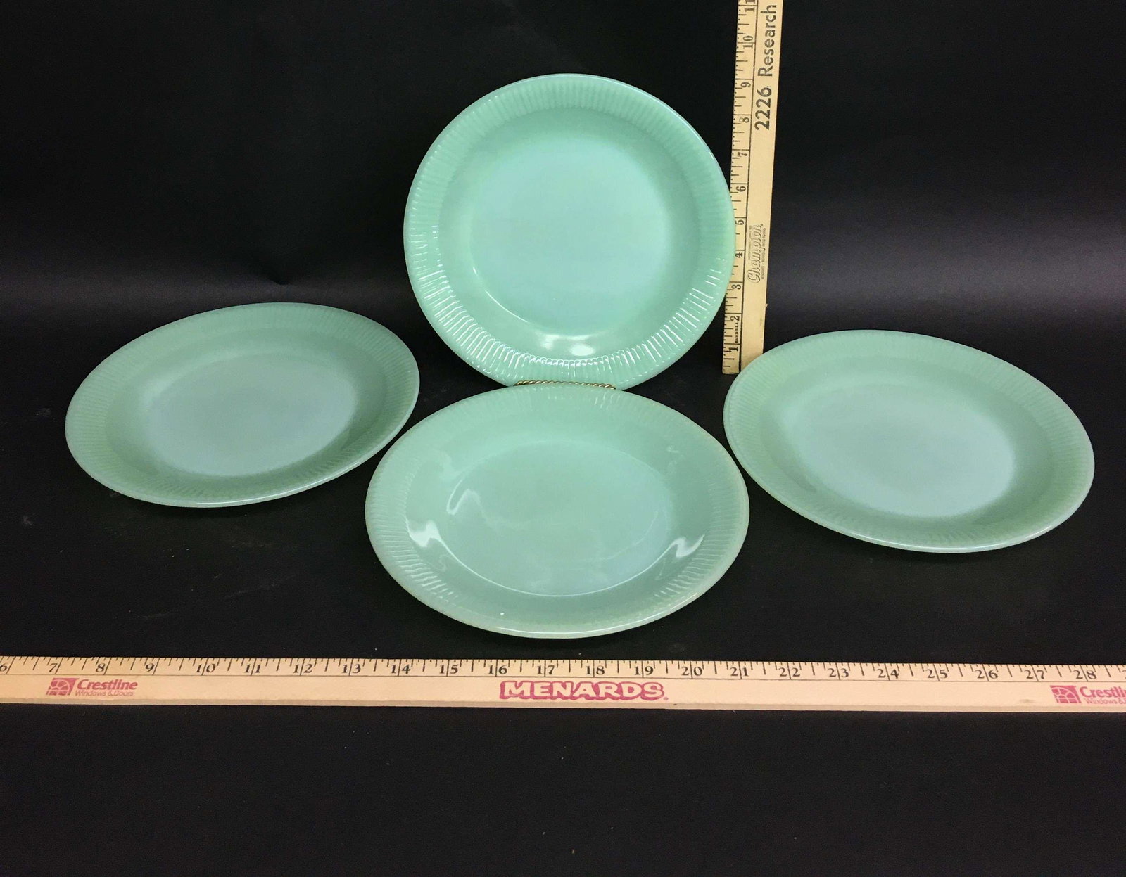 4 Vintage Fire King Jane Ray 9" Dinner Plates: 4 vintage Fire King Jane Ray Jadeite dinner plates.
