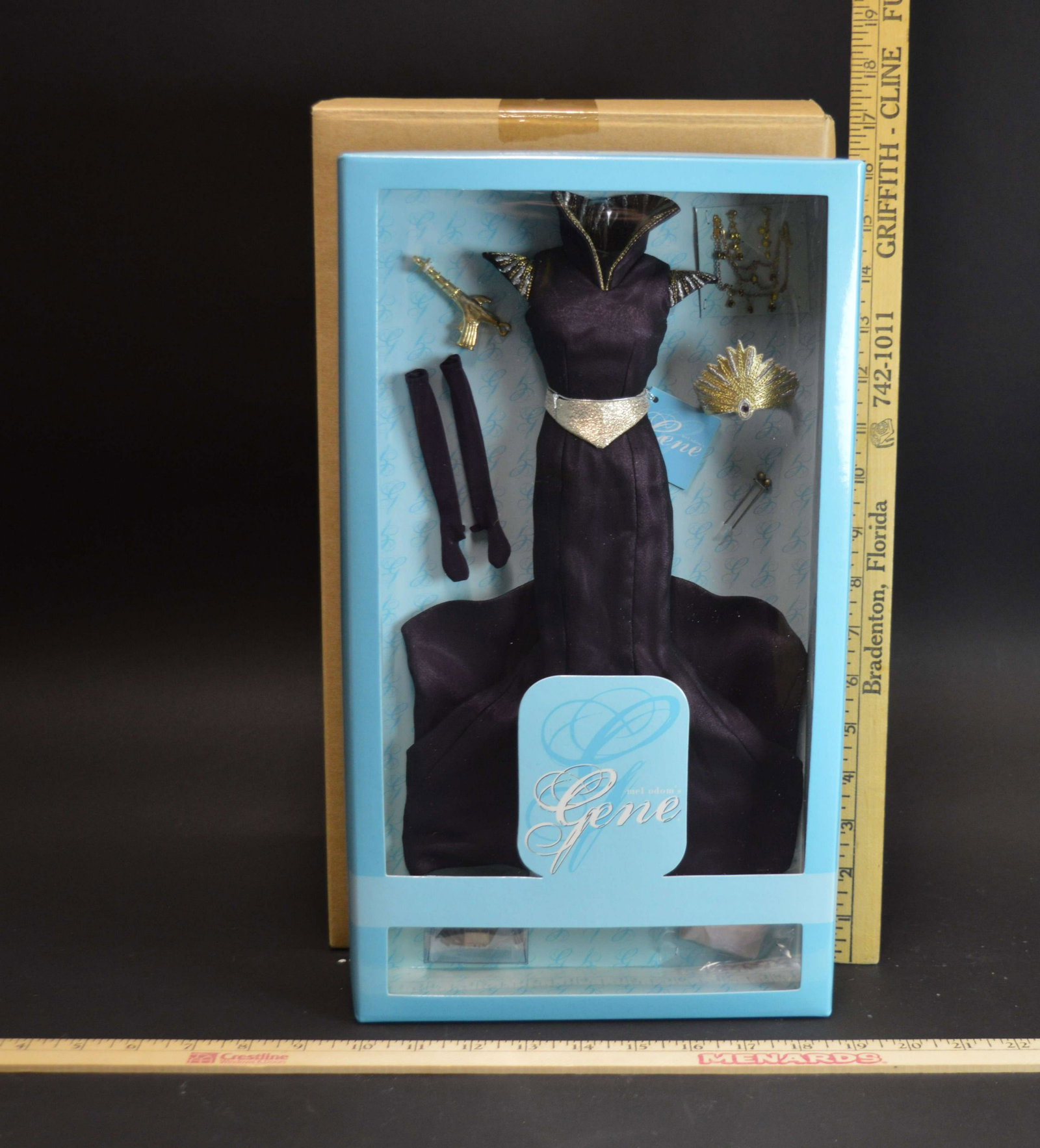 Gene Marshall Imperial She Doll Clothing Set: A Gene Marshall "Imperial She" Studio Wardrobe Collection doll clothing set. The Girls from Dream City Convention Exclusive. 92066