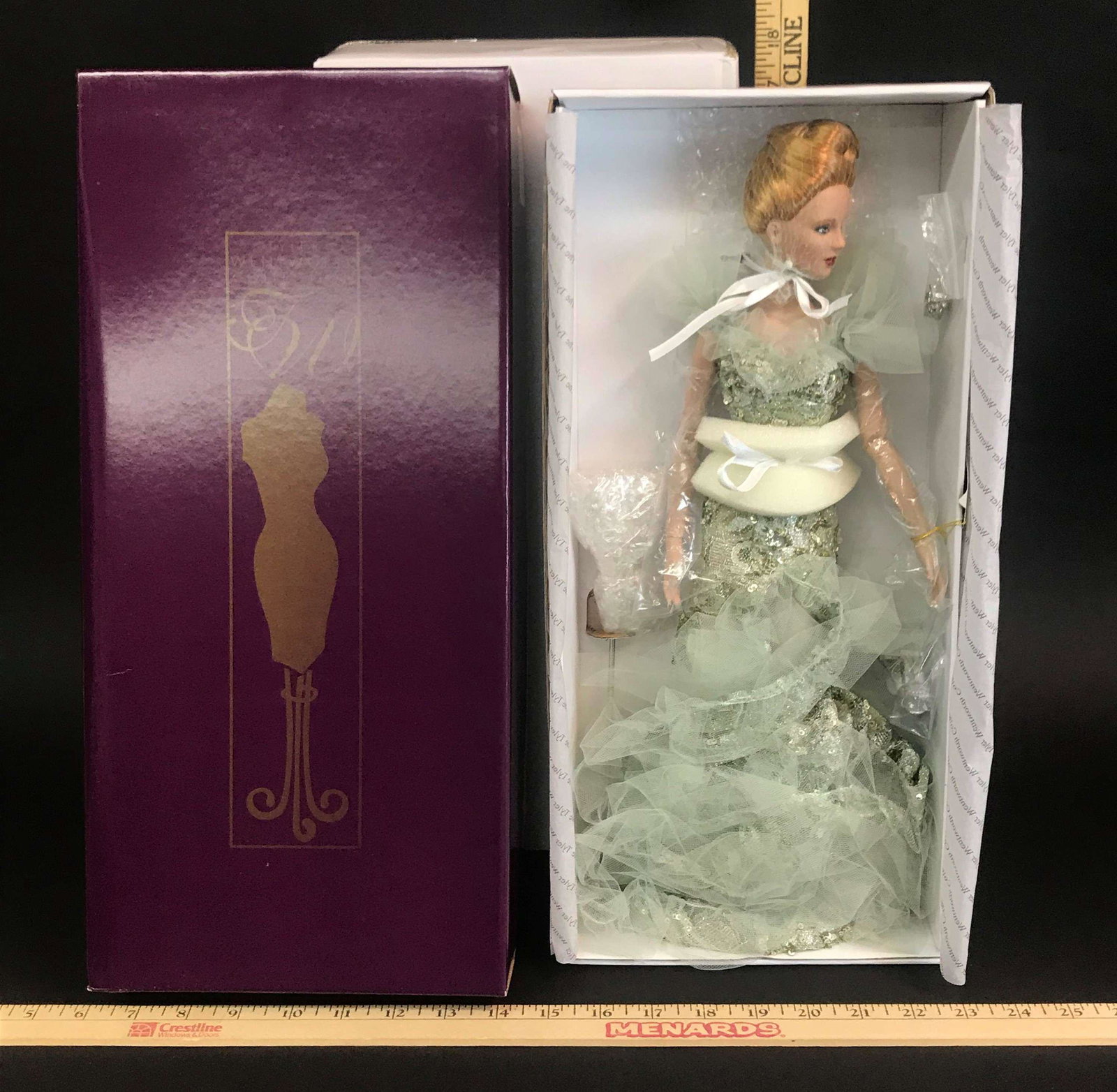 Tonner Tyler Wentworth Holiday Mint Ashleigh Doll: A Tonner Tyler Wentworth "Holiday Mint Ashleigh" doll. T7-TWSD-35