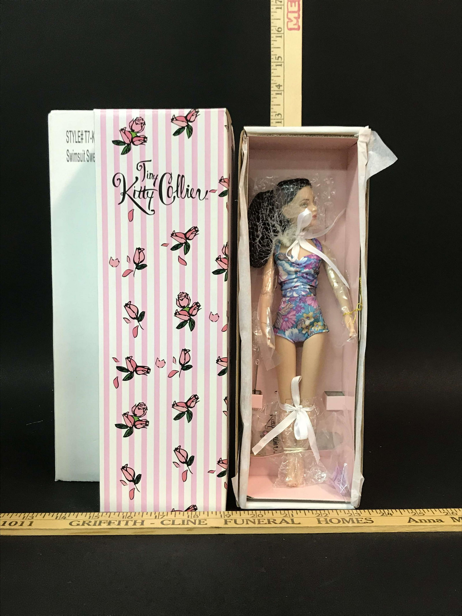 Tonner Tiny Kitty Collier Swimsuit Sweet Doll: A Tonner Tiny Kitty Collier "Swimsuit Sweet Tiny Kitty Brunette" doll. T7-KTBD-02