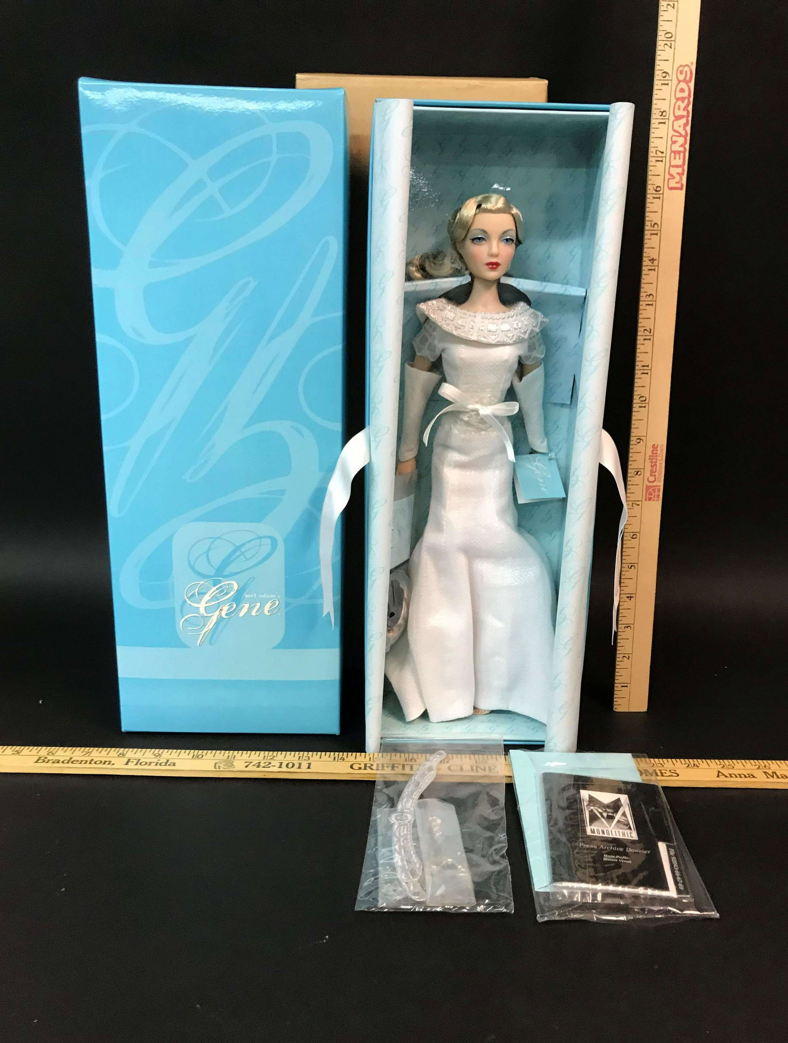 Gene Marshall Distant Venus Dressed Doll: A Gene Marshall Distant Venus Dressed Doll. The Girls from Dream City Convention Exclusive. 92069