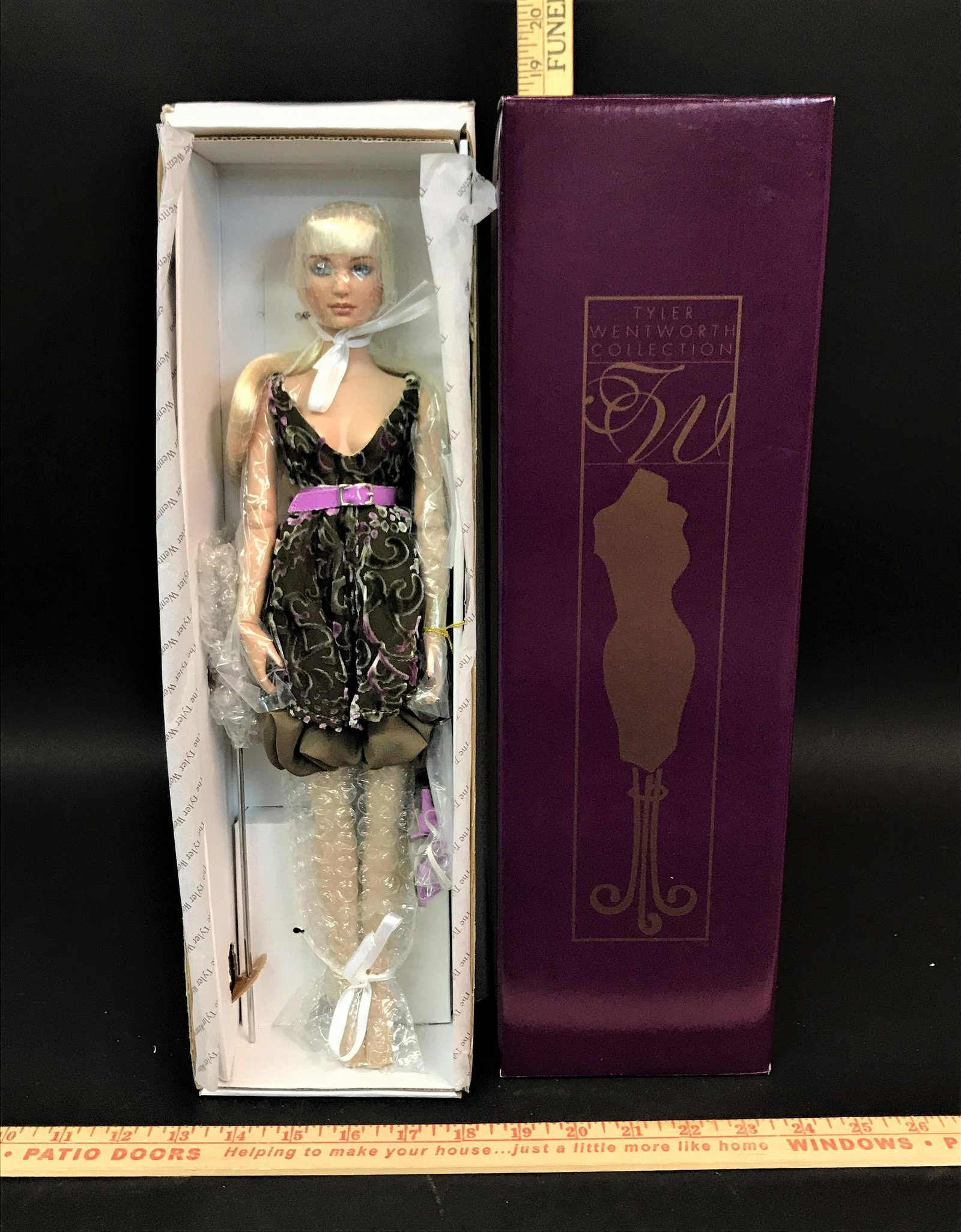 Tonner Tyler Wentworth Flirt Fatale Kit Doll: A Tonner Tyler Wentworth "Flirt Fatale Kit" doll. T7-TWDD-18