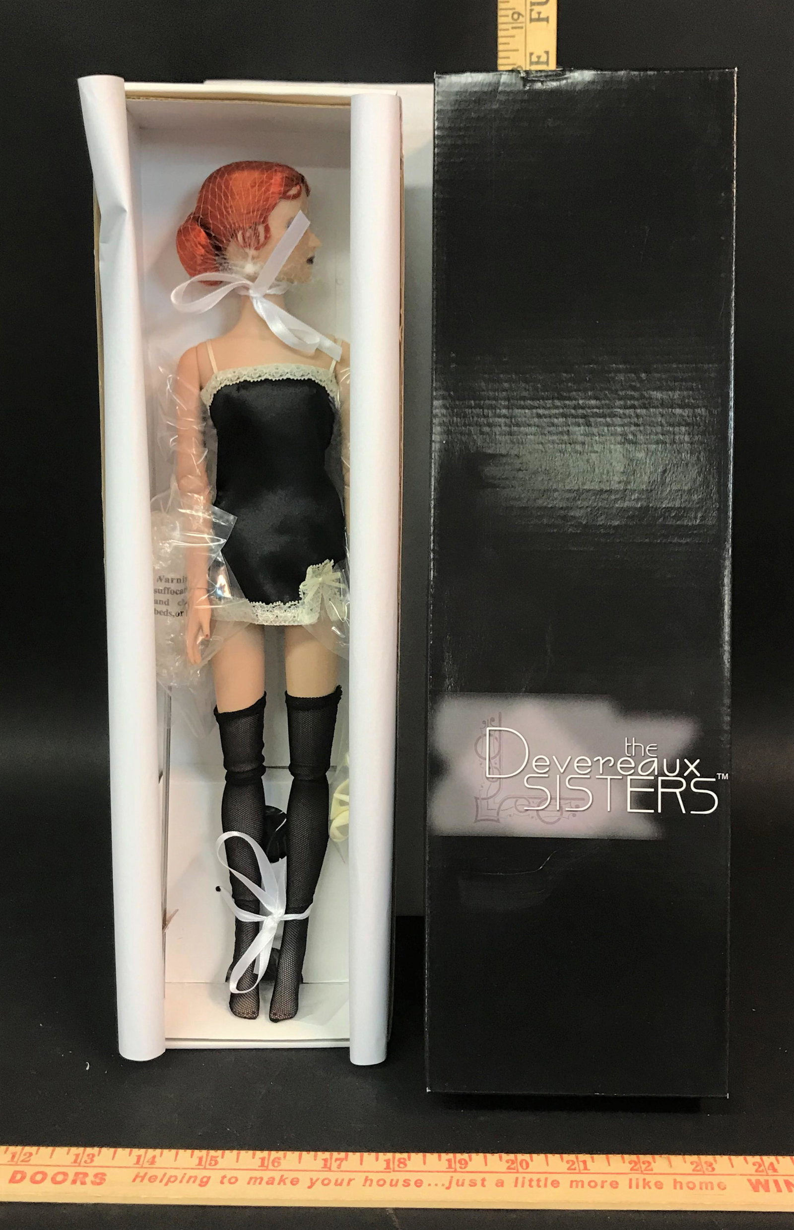 Tonner Devereaux Sisters Basic Renee Doll: A Tonner The Devereaux Sisters "Basic Renee" doll. T8DXBD01