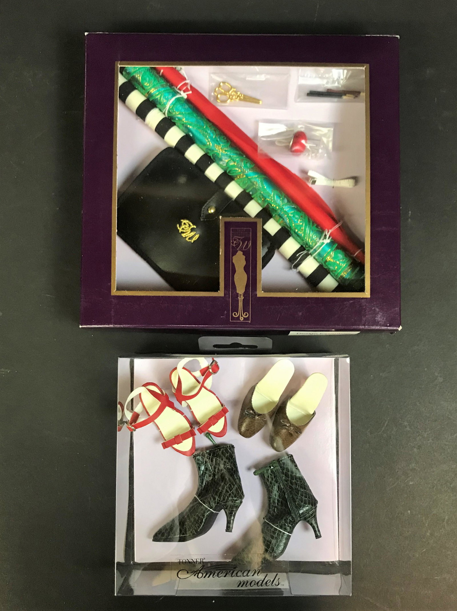 2 Tonner Doll Accessory Sets City Shoes Design: 2 Tonner doll accessory sets, including "City Shoe Set" T5-AMAC-01 and Tyler Wentworth "Design Essentials" TW9438