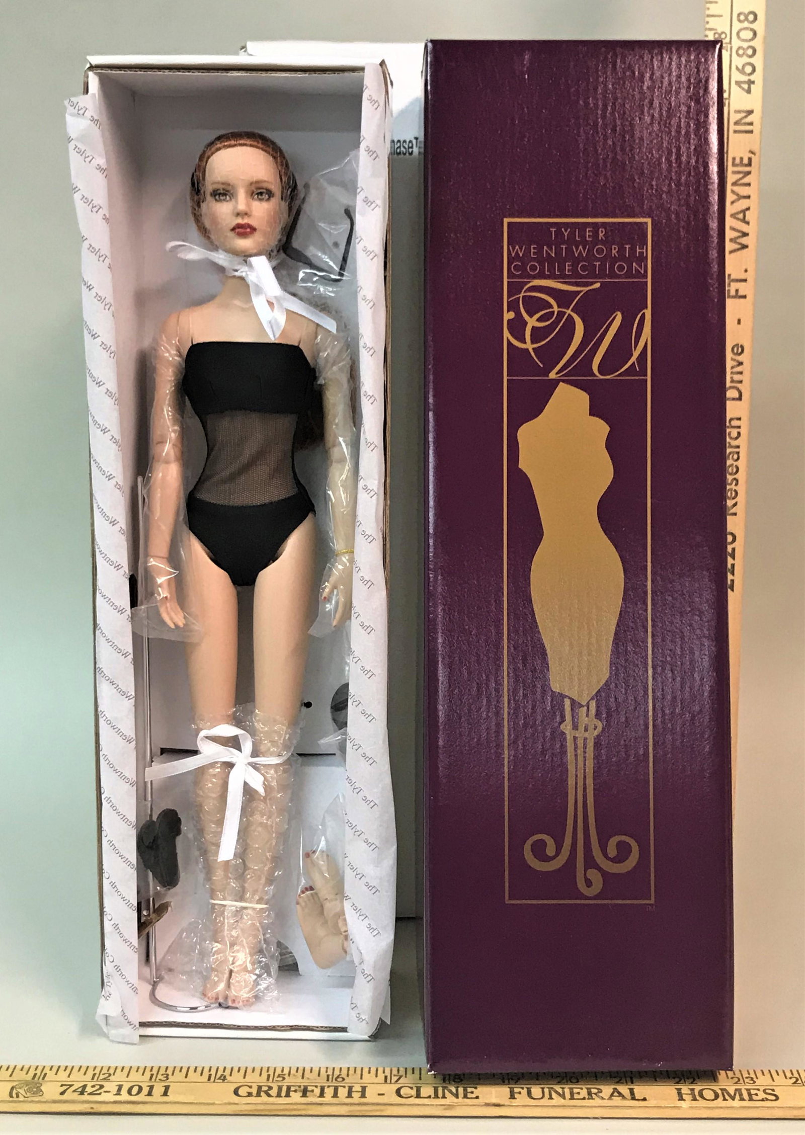 Tonner Tyler Wentworth Basic Black Sydney Chase Doll: A Tonner Tyler Wentworth "Basic Black Sydney Chase" doll. T7-TWBD-02