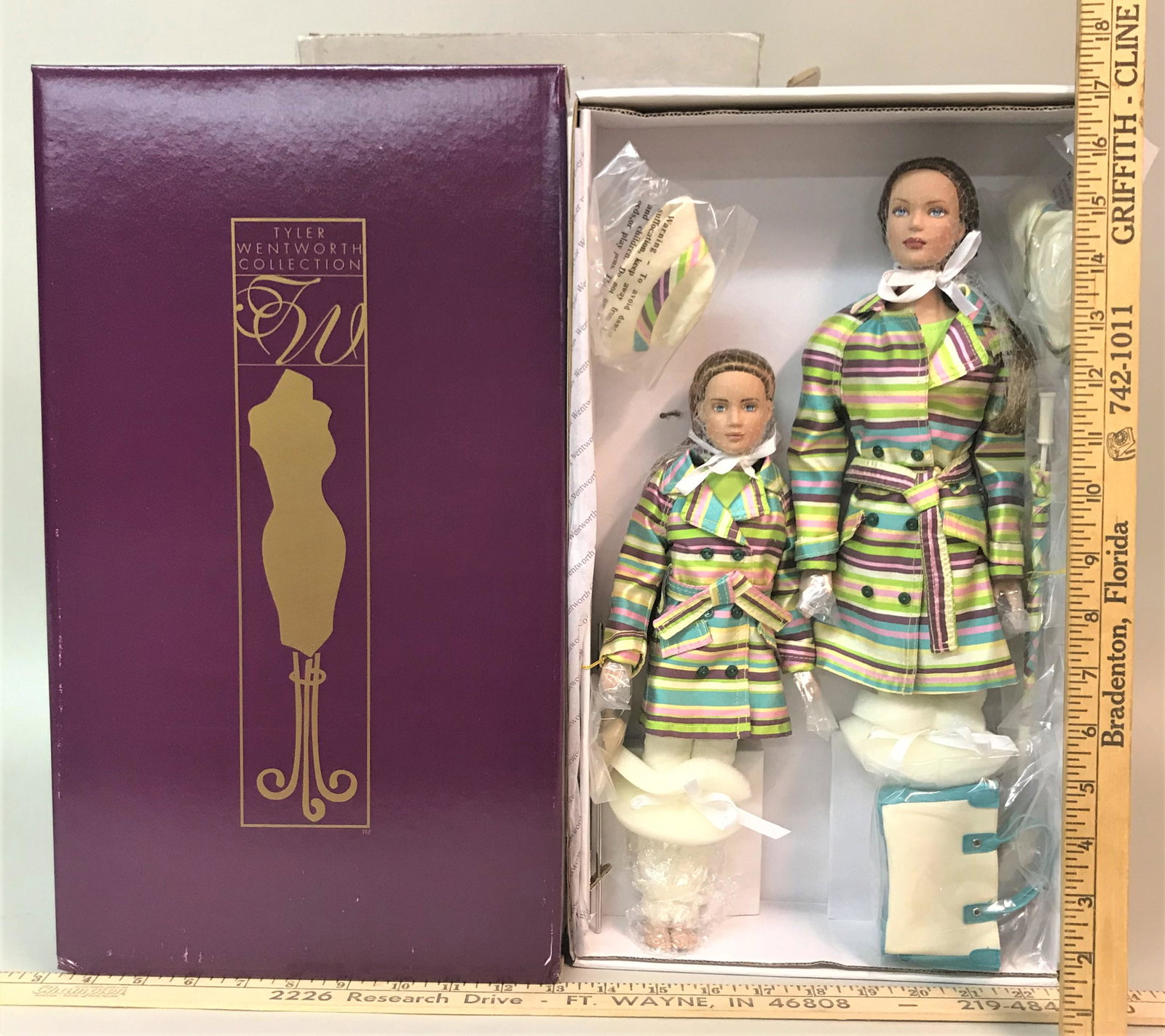 Tonner Tyler Wentworth Singing in the Rain Doll Set: A Tonner Tyler Wentworth "Singing in the Rain Gift Set." T6-TWSD-05
