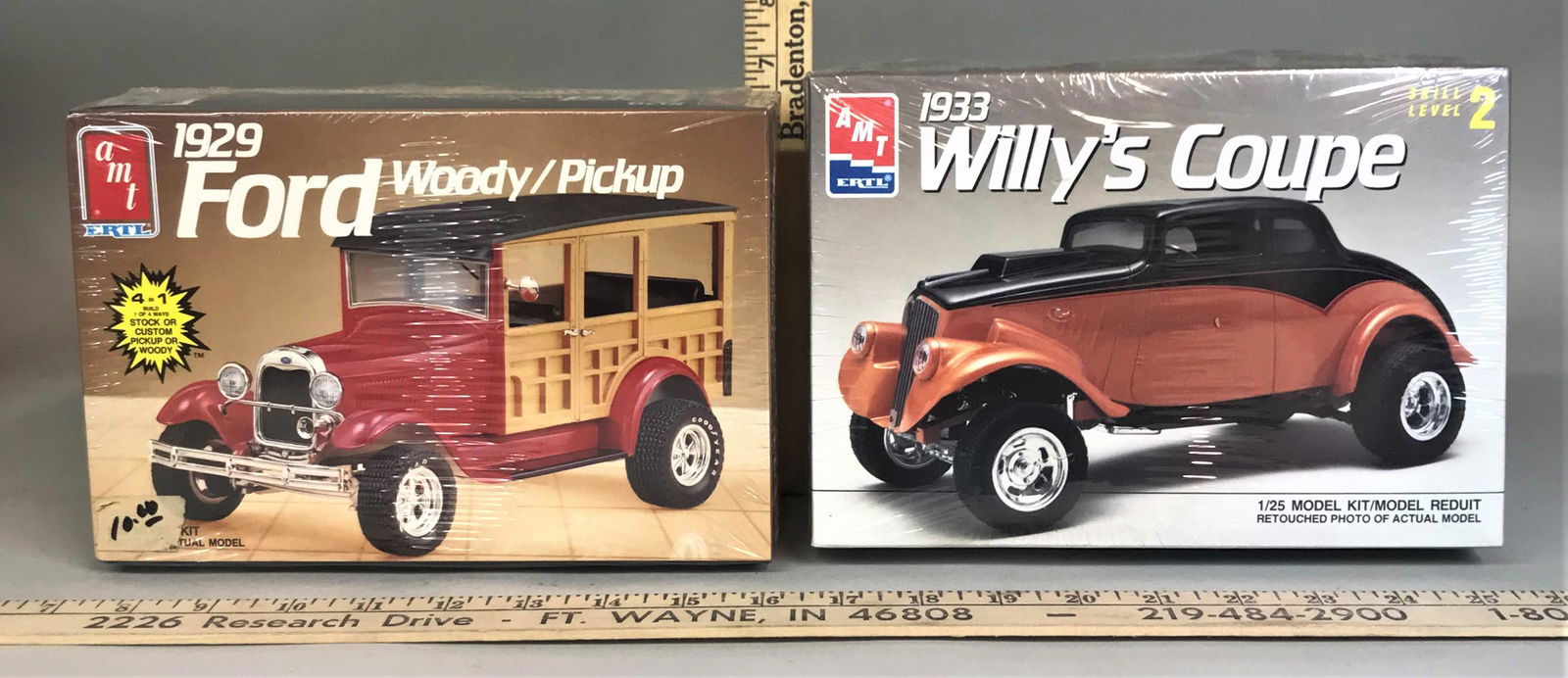 2 AMT Ertl 1:25 Model Kits 1933 Willy's Coupe '29 Ford: 2 AMT Ertl 1:25 model kits including 1933 Willy's Coupe & 1929 Ford Woody/Pickup
