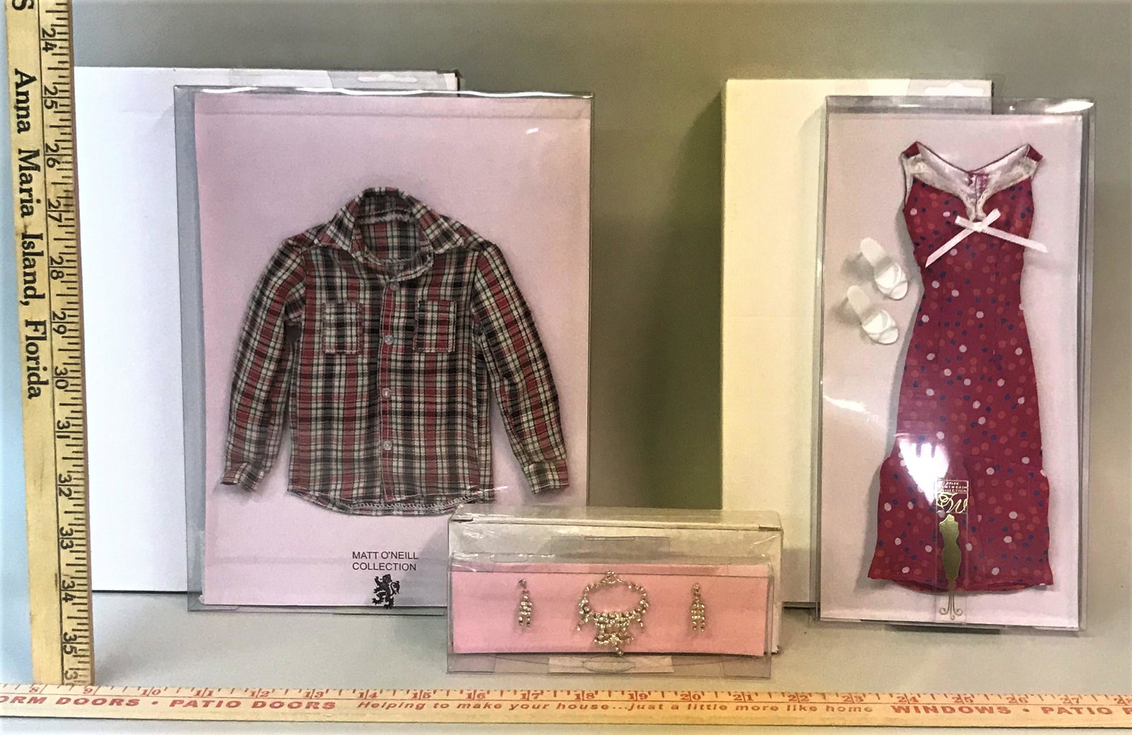 3 Tonner Doll Accessories Jewelry Shirt Outfit: 3 Tonner doll accessories, including "Summer Fling" T6-TCOF-01, "All That Glitters" Jewelry Set T5-BQSA-01, and "Gent Country Plaid Shirt" T6-MOAC-11