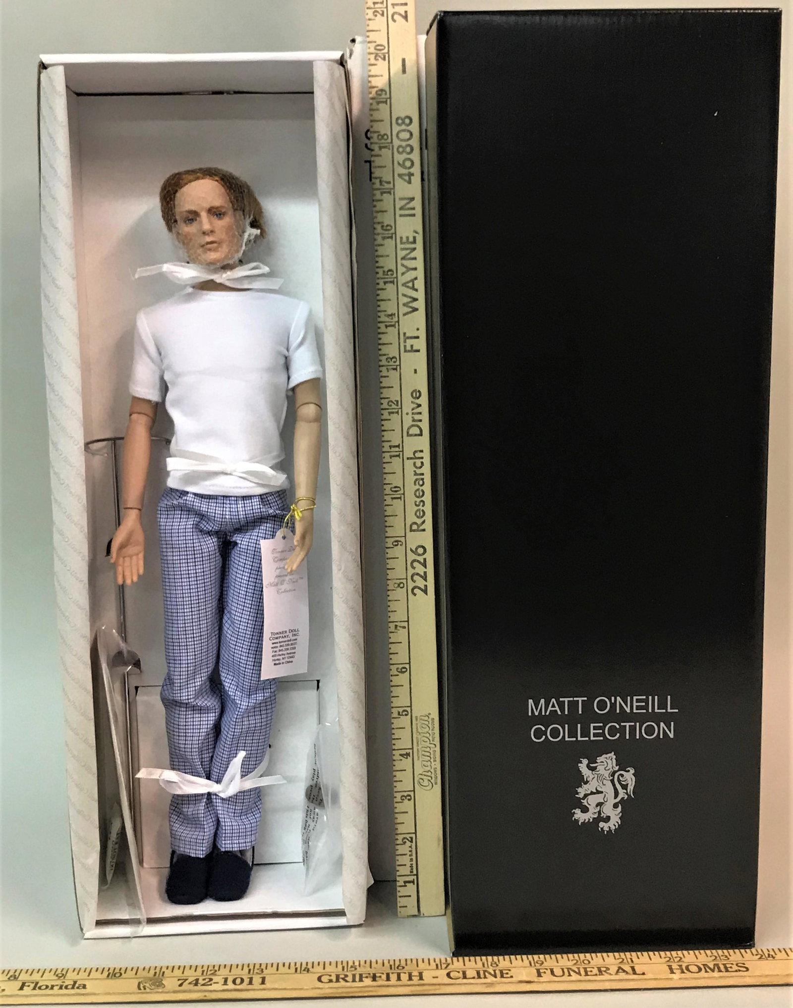 Tonner Matt O'Neill Tee & PJs Redhead Doll: A Tonner Matt O'Neill Collection "Tee & PJs Redhead" doll. MO0303