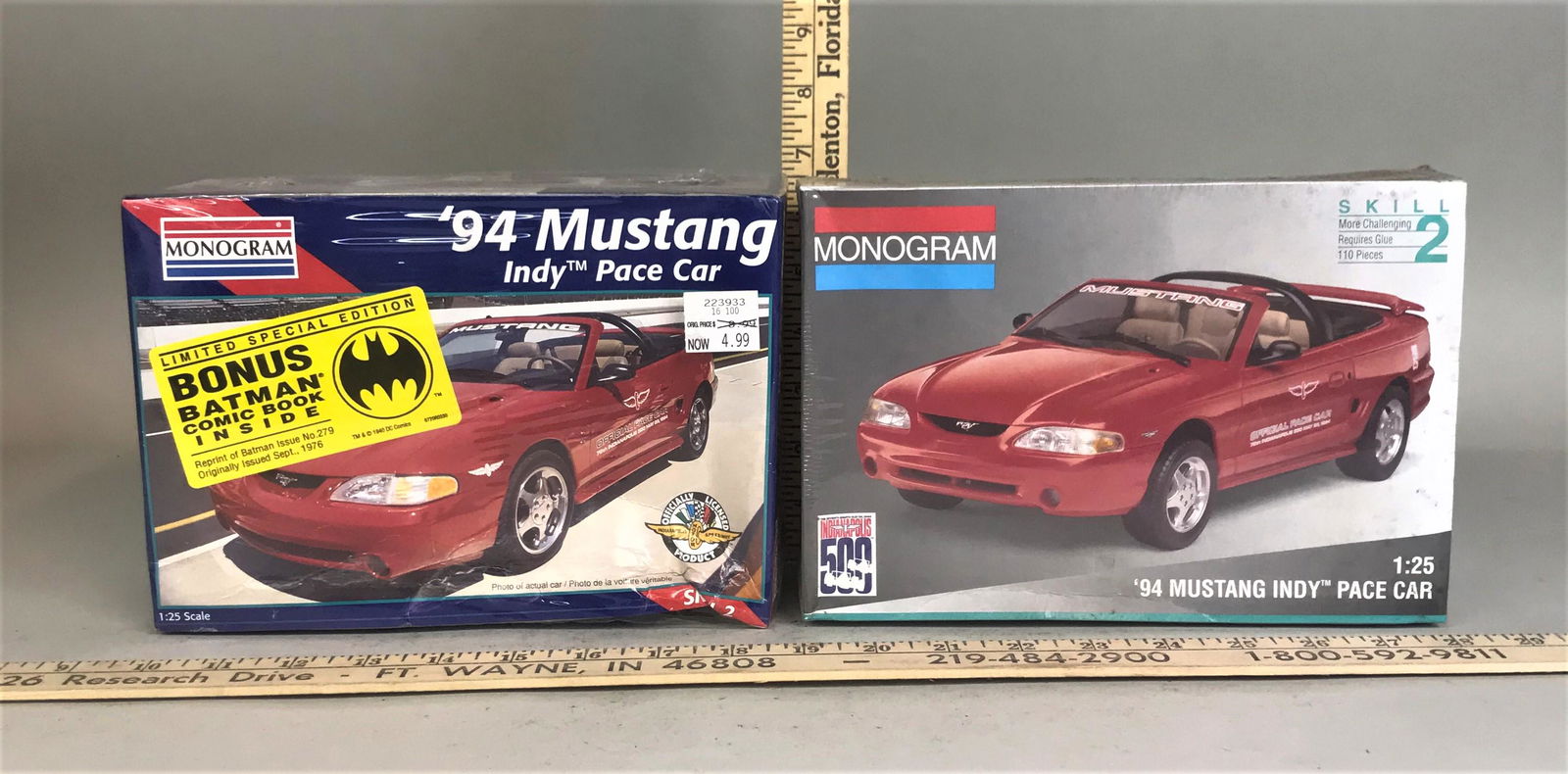 2 Monogram 1:25 Model Kits '94 Mustang Indy Pace Car: 2 Monogram 1:25 '94 Mustang Indy Pace Car model kits.