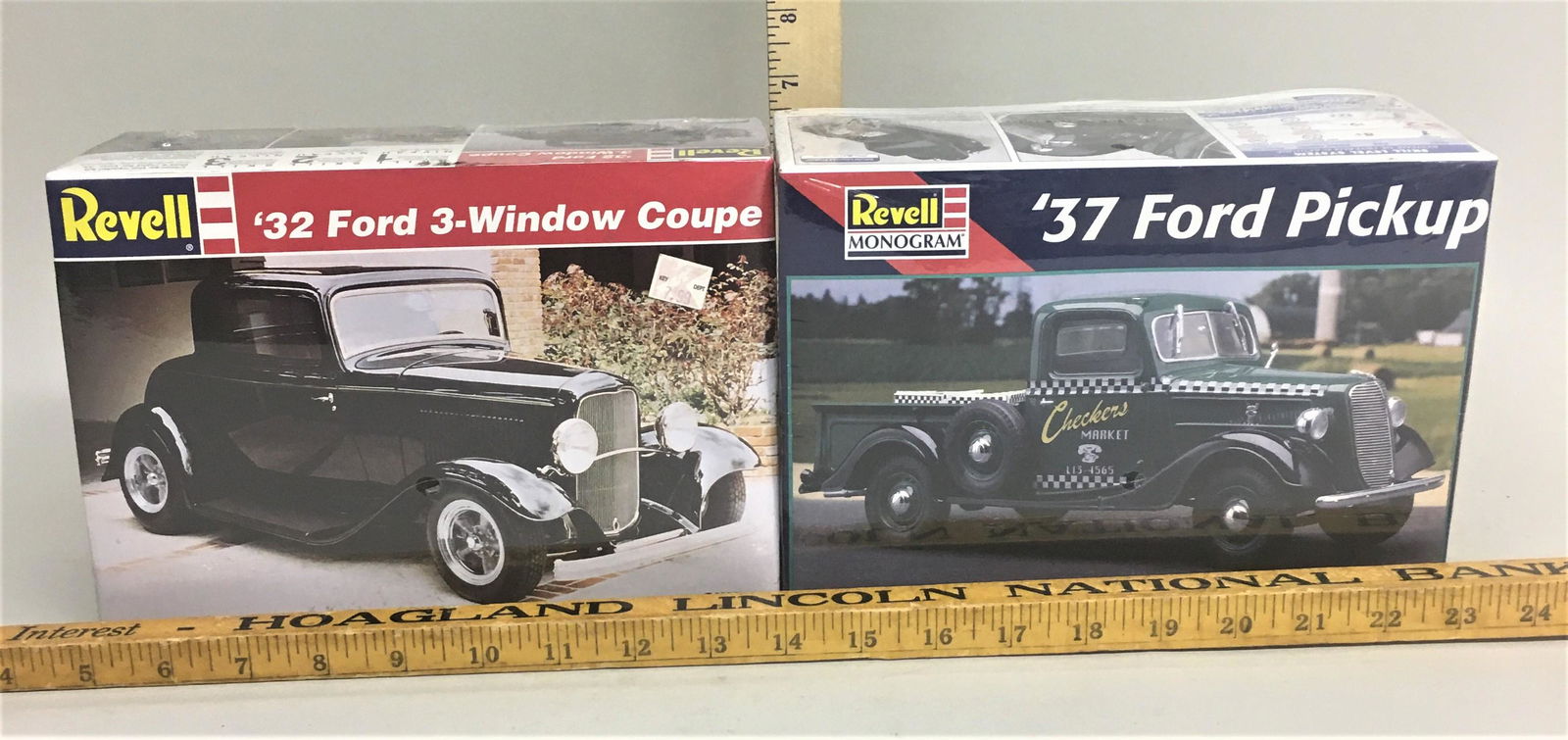 2 Revell 1:25 Model Kits '32 Ford Coupe '37 Ford Pickup: 2 Revell 1:25 model kits including '32 Ford 3-Window Coupe & '37 Ford Pickup.