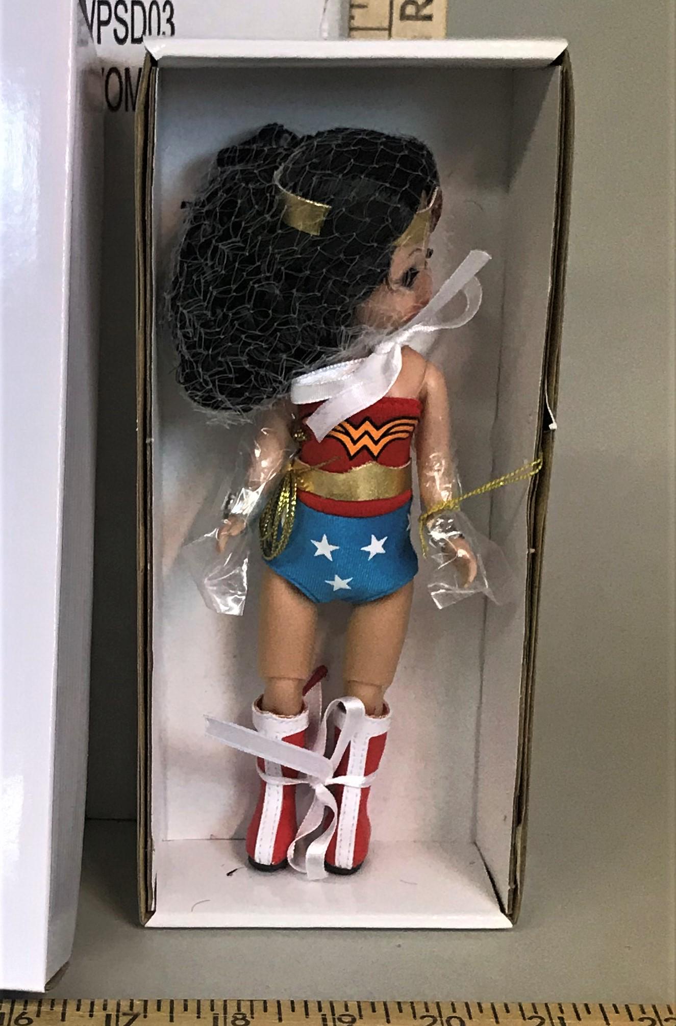 Tonner 8" Wonder Woman Doll: A Tonner 8" Wonder Woman doll. T9WPSD03