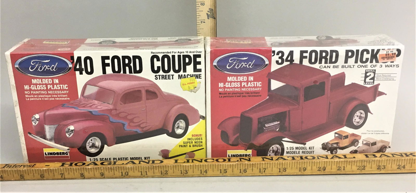 2 Lindberg 1:25 Model Kits '34 Ford Pickup & '40 Ford: 2 Lindberg 1:25 model kits including '34 Ford Pickup & '40 Ford Coupe